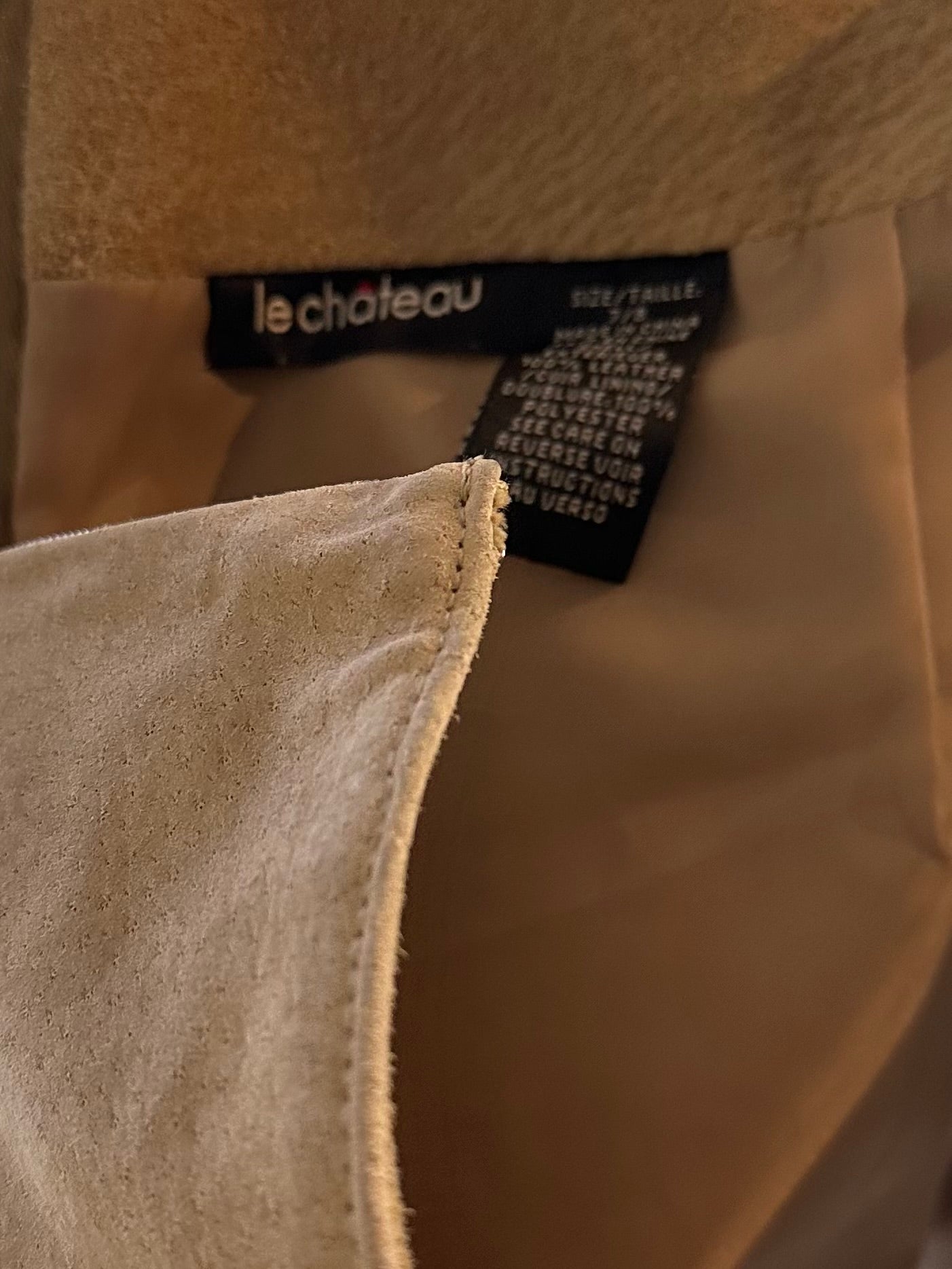 Y2K ‘Le Chateau’ Beige Suede Mini Skirt / Medium