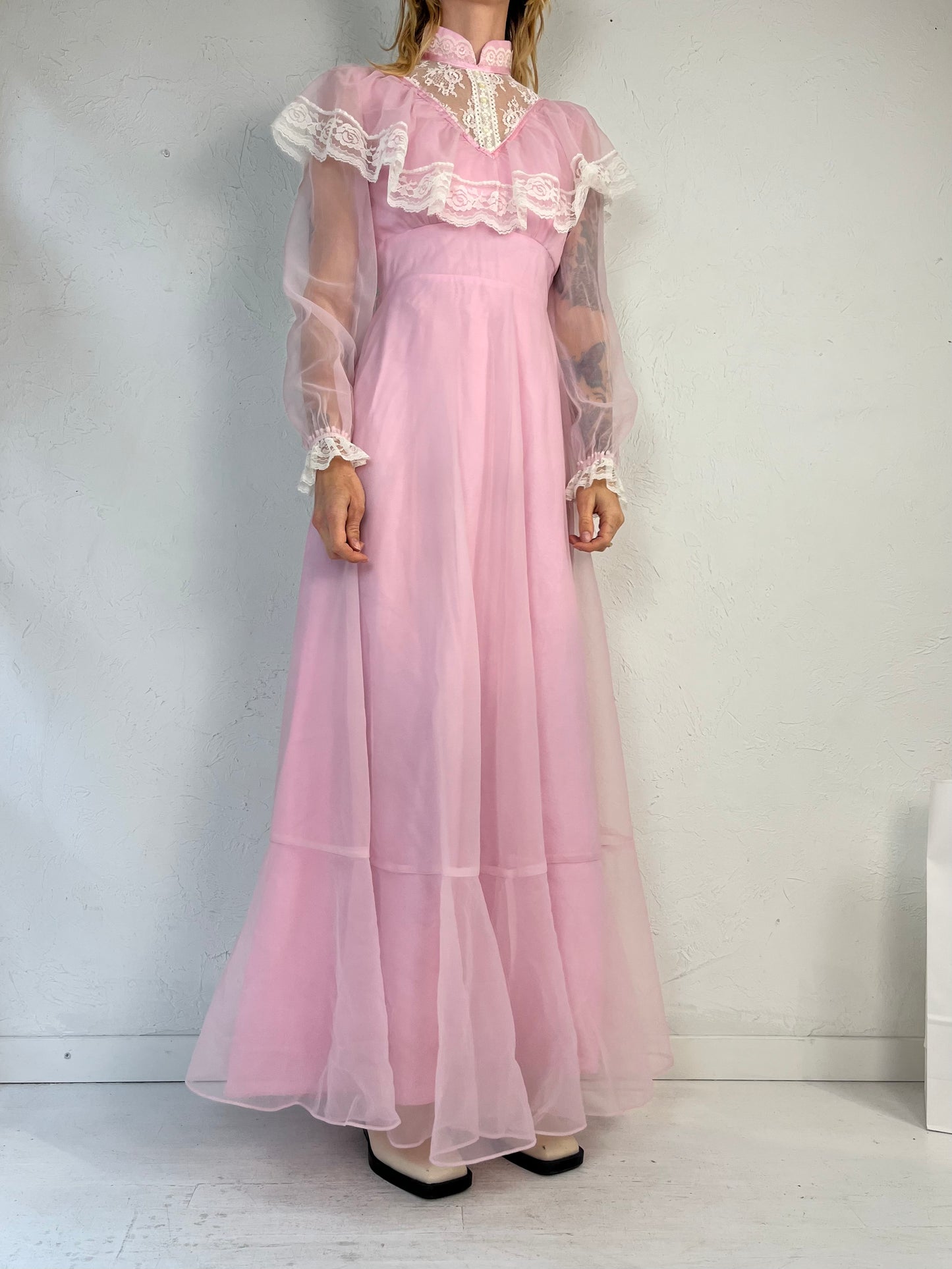 Vintage 1970s Pink Cottage Core Maxi Dress / Union Made / Small