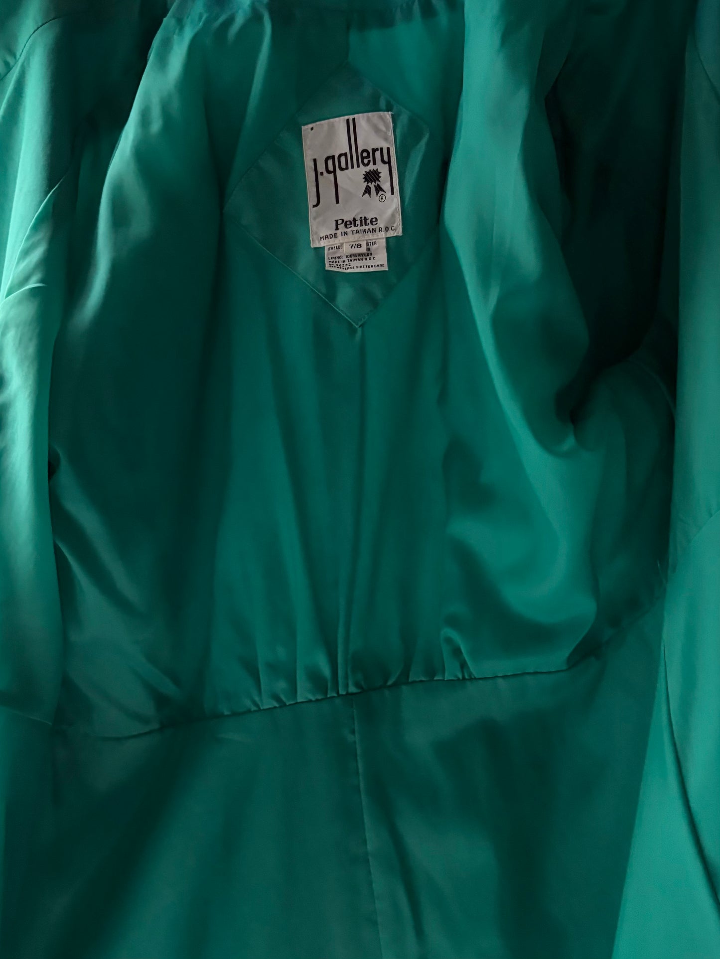 90s 'J. Gallery' Green Trench Coat / Vintage 90s Retro Minimalist Long Rain Jacket / Small