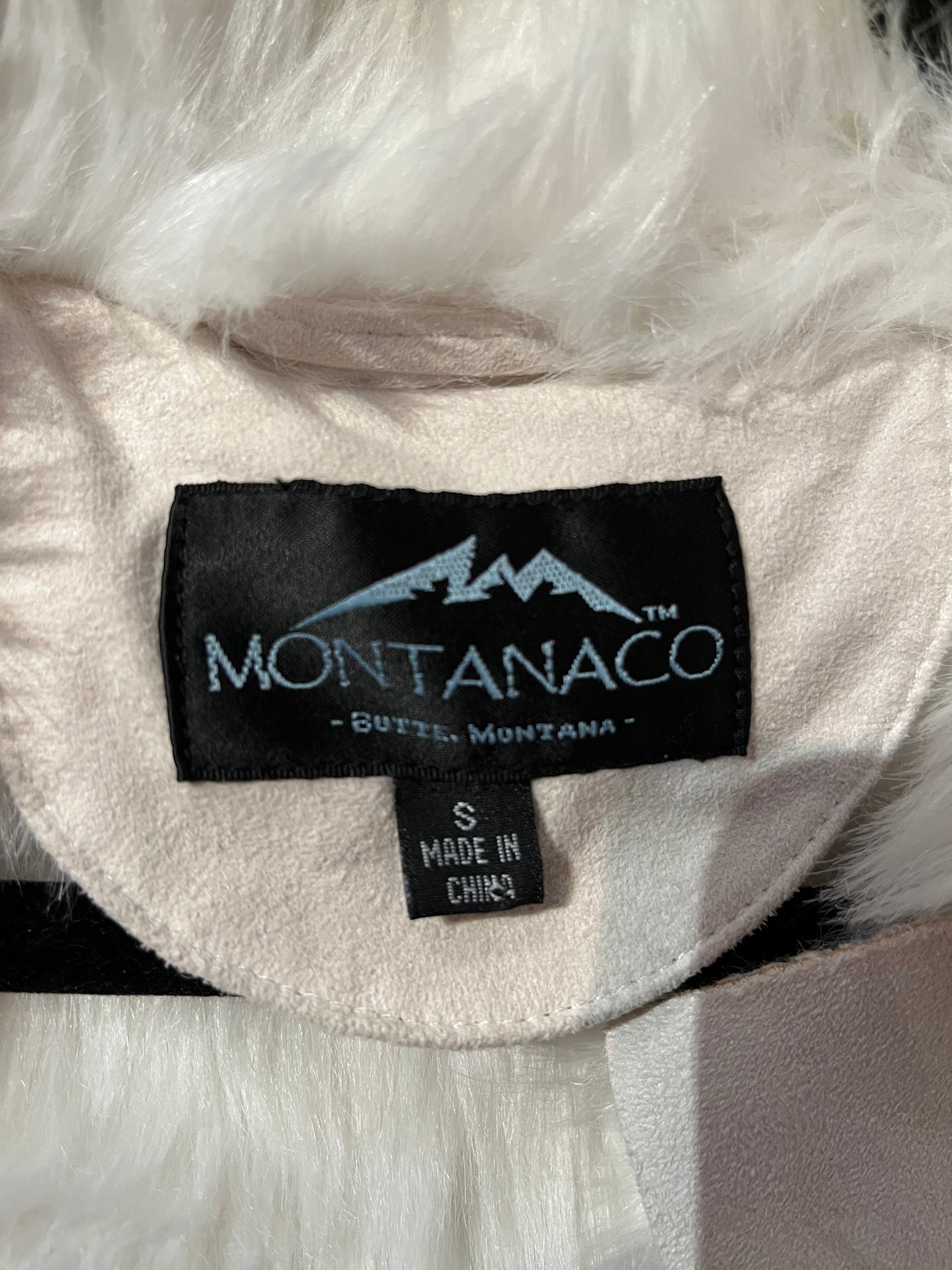 Y2K ‘Montanaco’ White Faux jacket / Small
