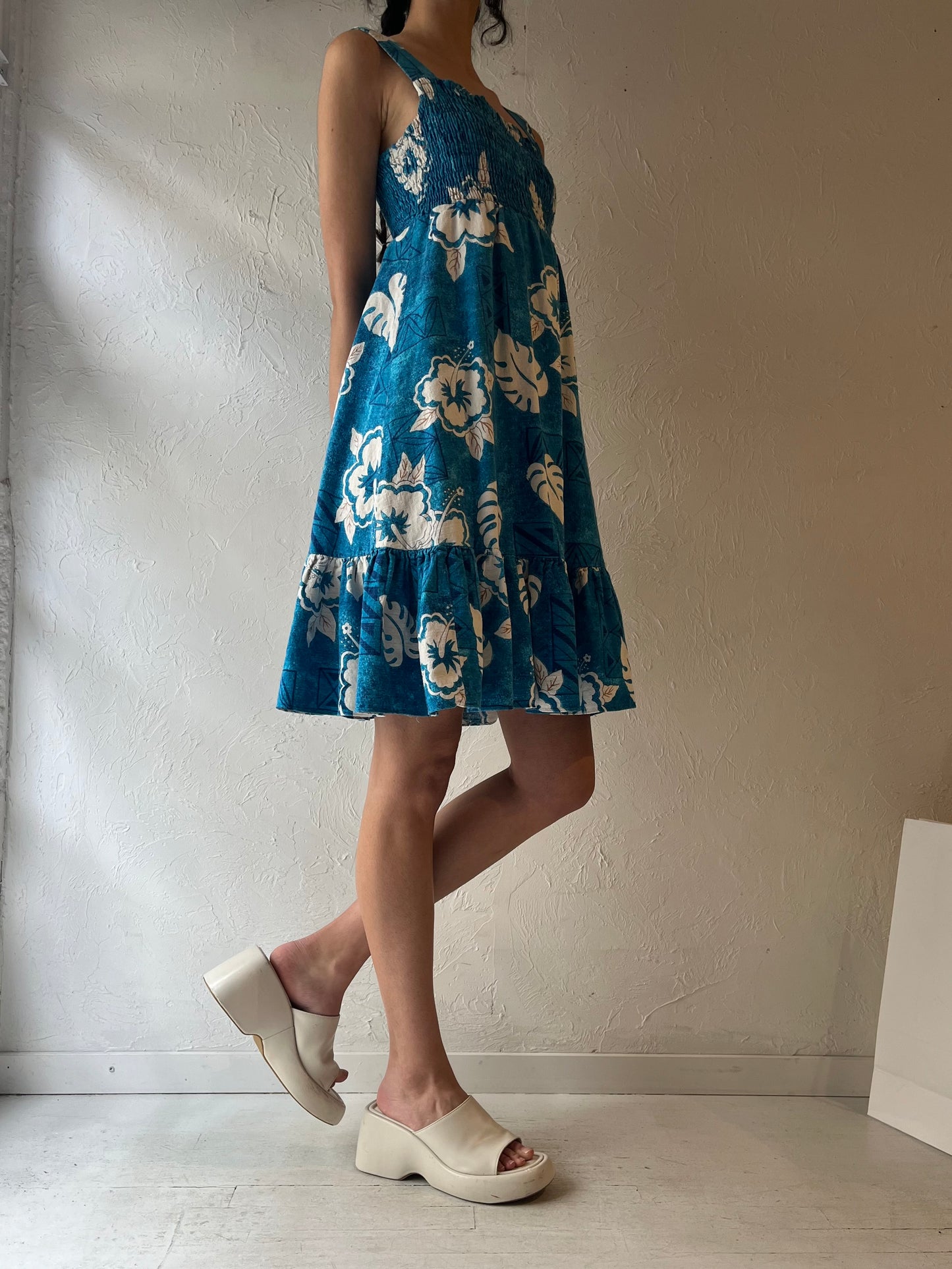 70s Blue Hawaiian Print Mini Dress / Small