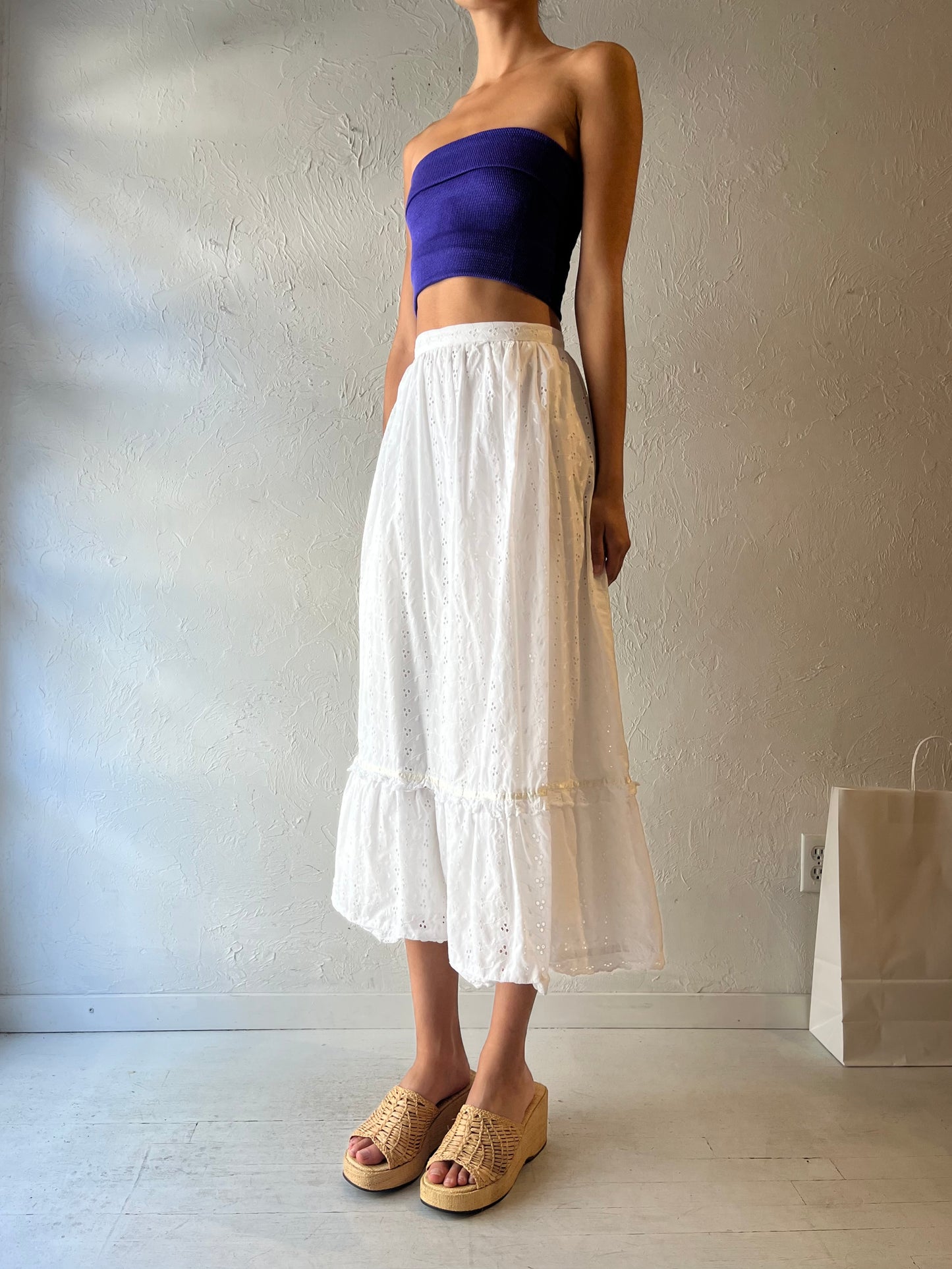 90s White Eyelet Cotton Skirt / Small