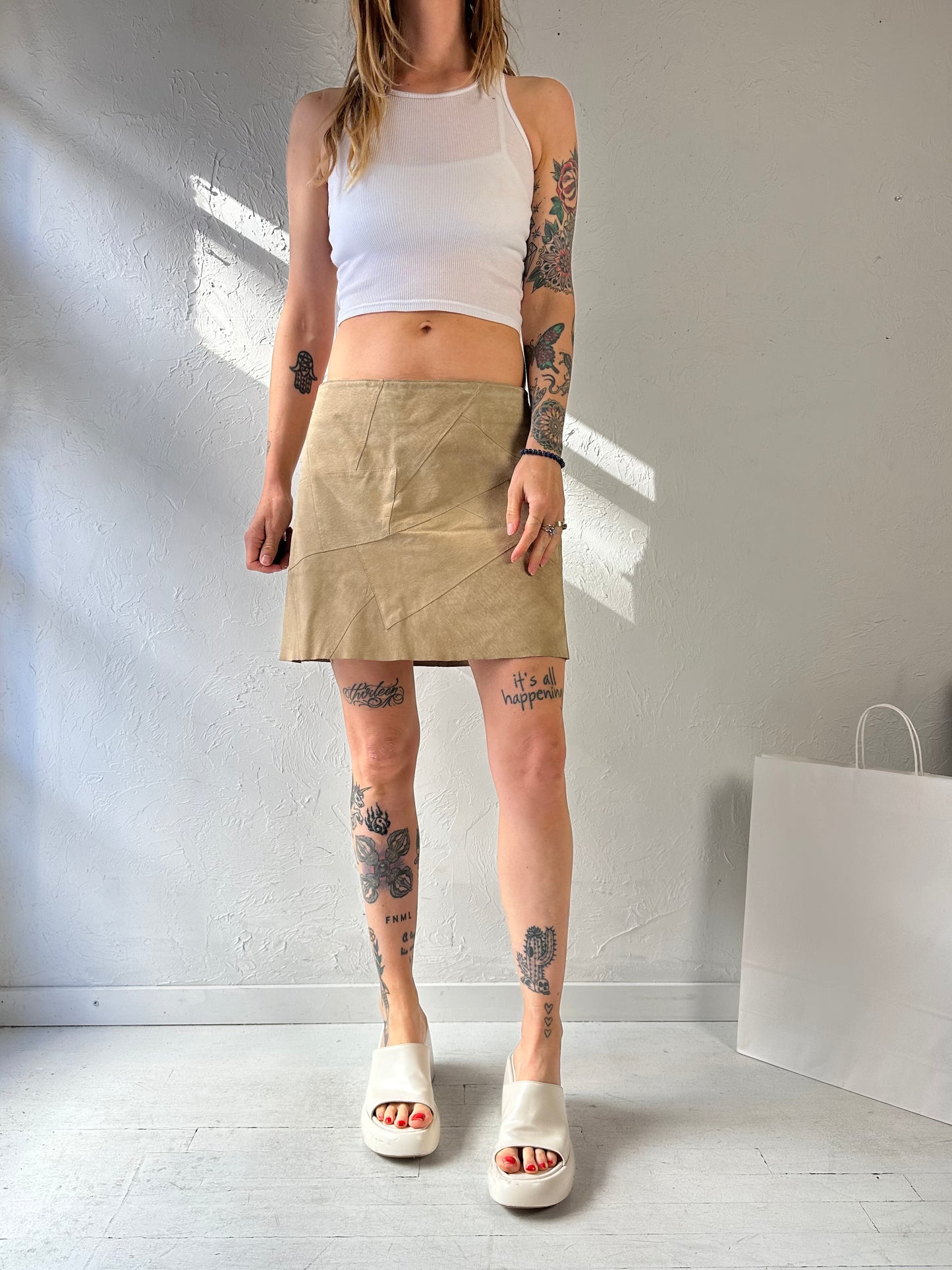 Y2K ‘Le Chateau’ Beige Suede Mini Skirt / Medium