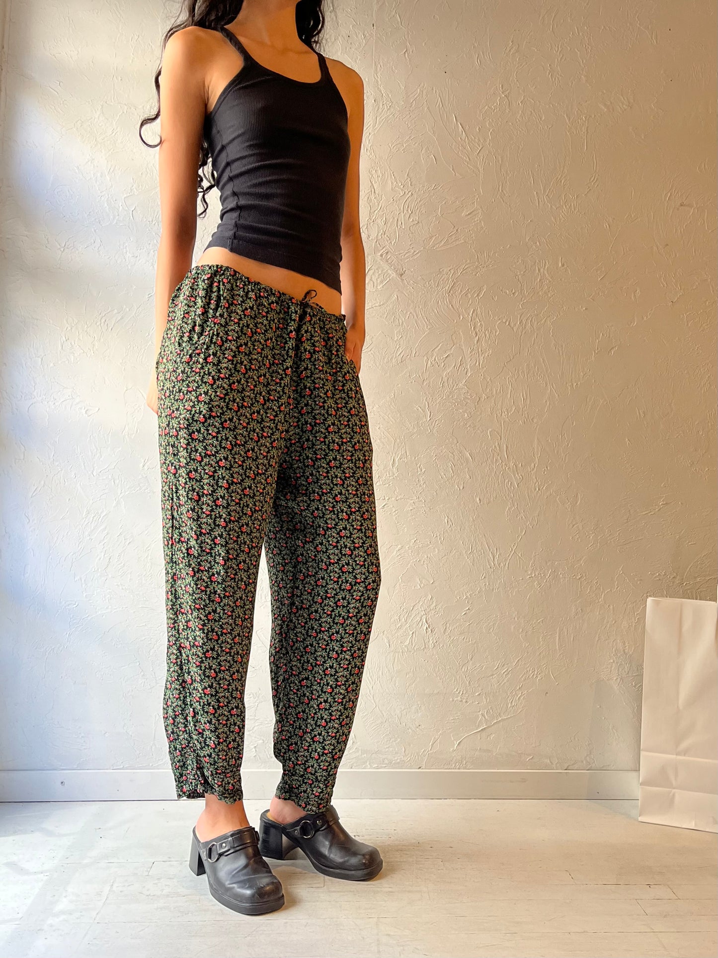 90s ‘April Cornell’ Floral Pants / Small