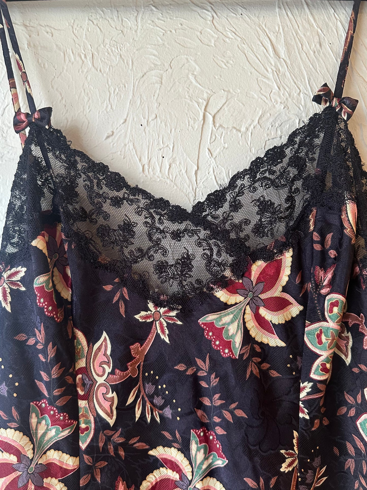 80s ‘Victorias Secret’ Floral Mini Slip Dress / Medium
