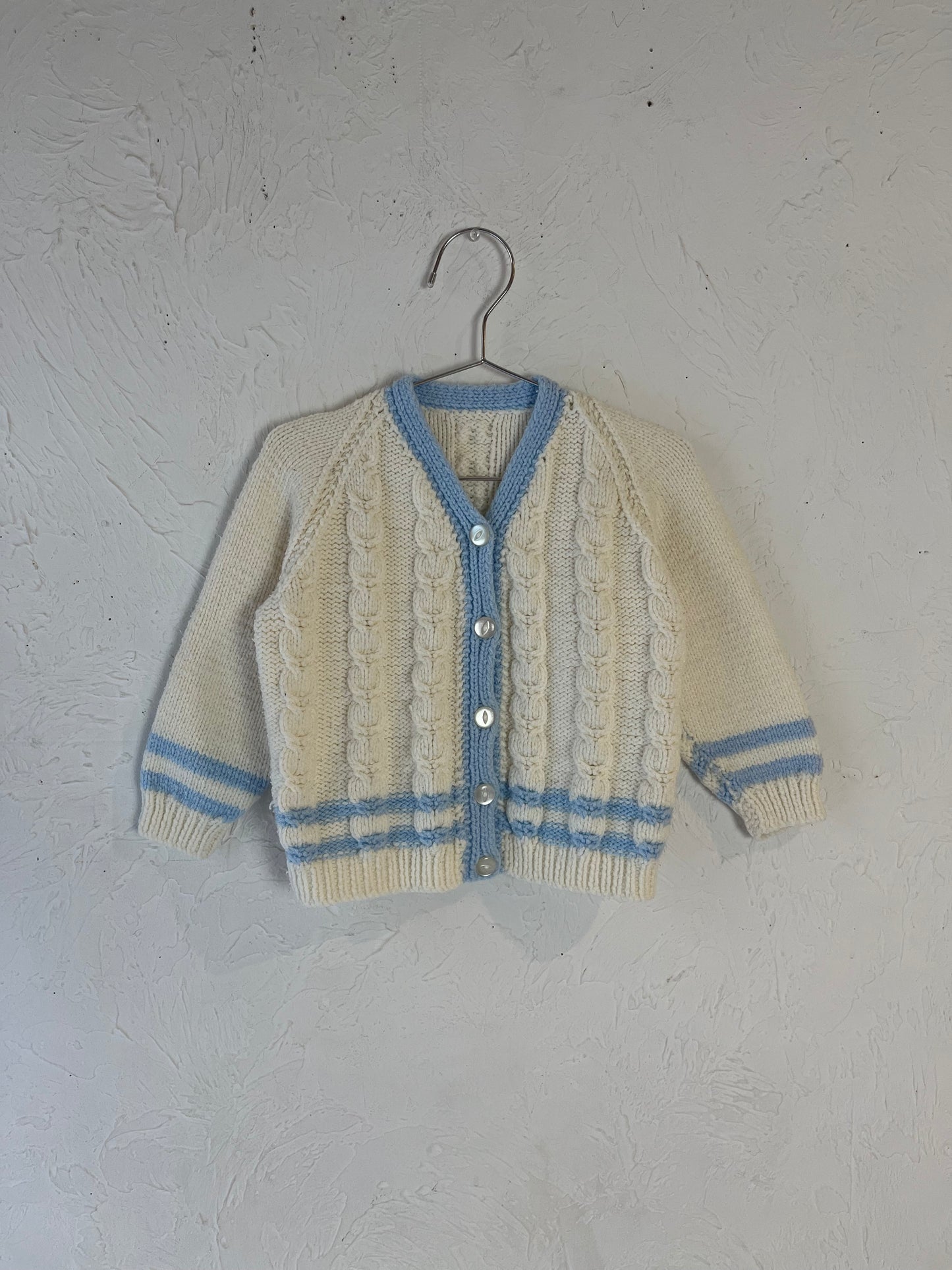 Vintage Hand Knit Kids Sweater / 6