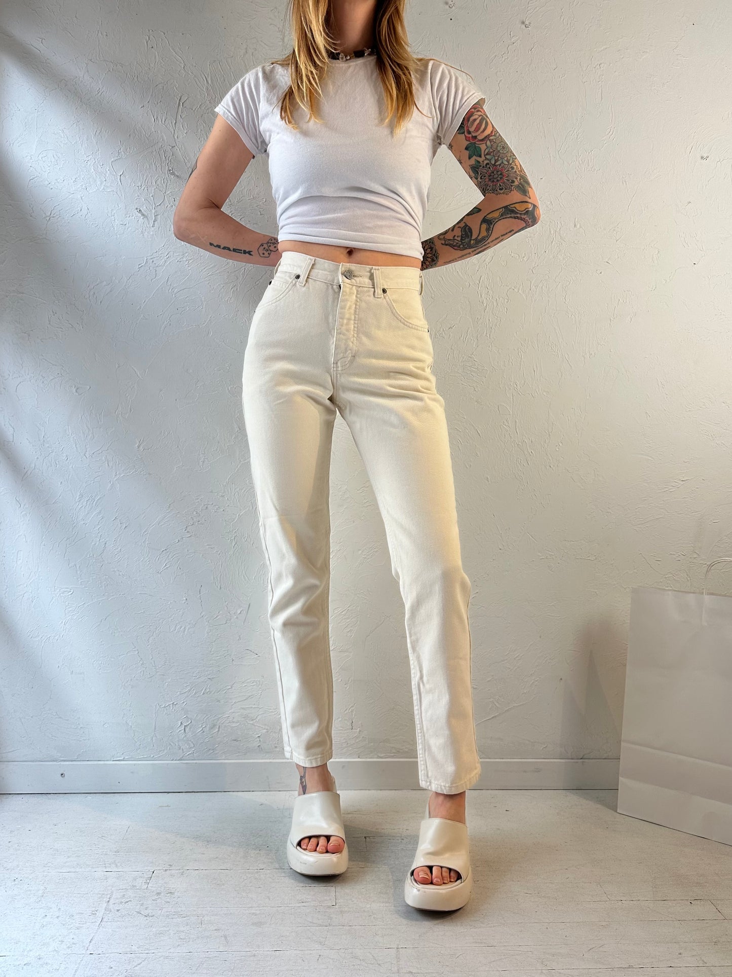 90s ‘Calvin Klein’ Cream Jeans / Union Made / Small