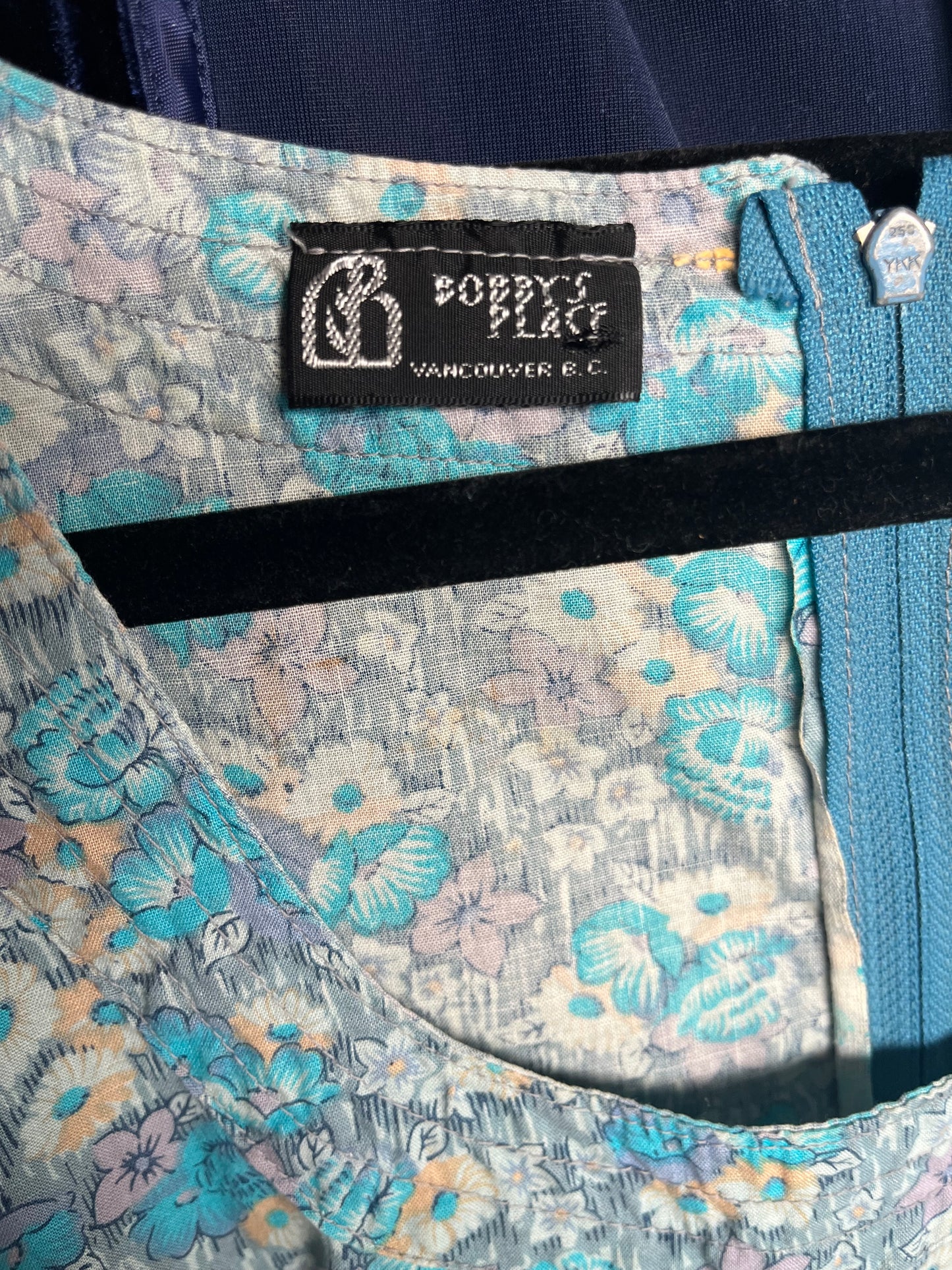80s ‘Bobby’s Place’ Blue Floral Mini Dress / Small