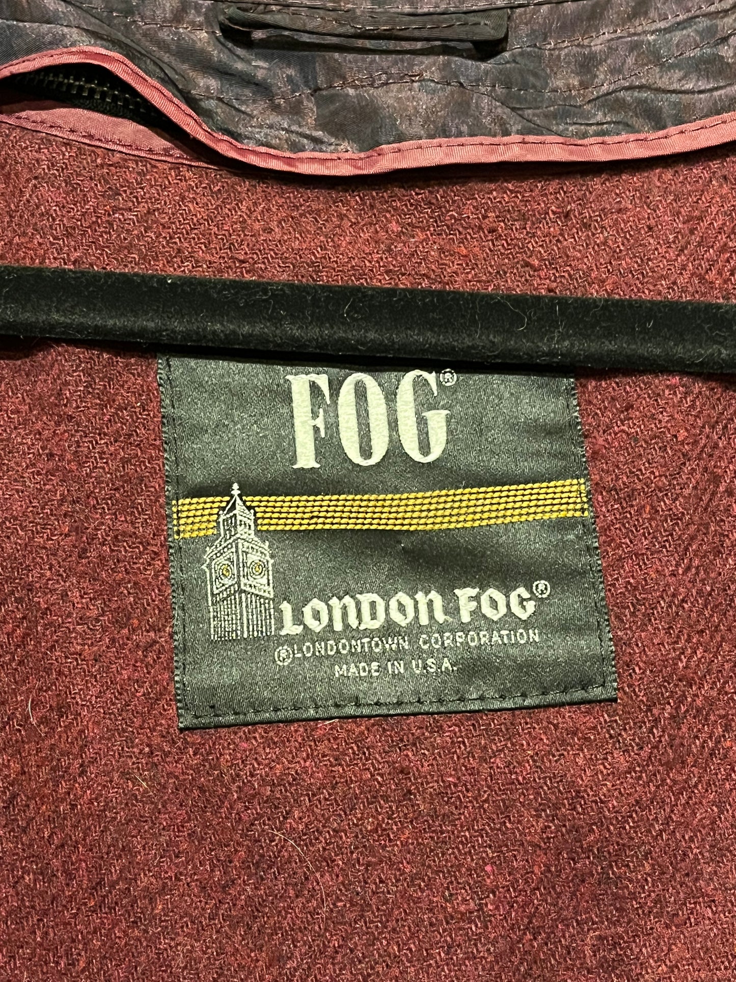 90s ‘London Fog’ Purple Lined Trench Coat / Medium (Copy)