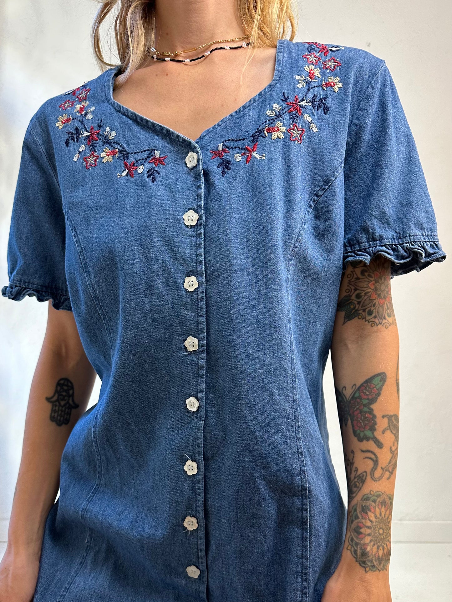 Y2k 'Wardrobe Essentials' Button Up Denim Dress / Large