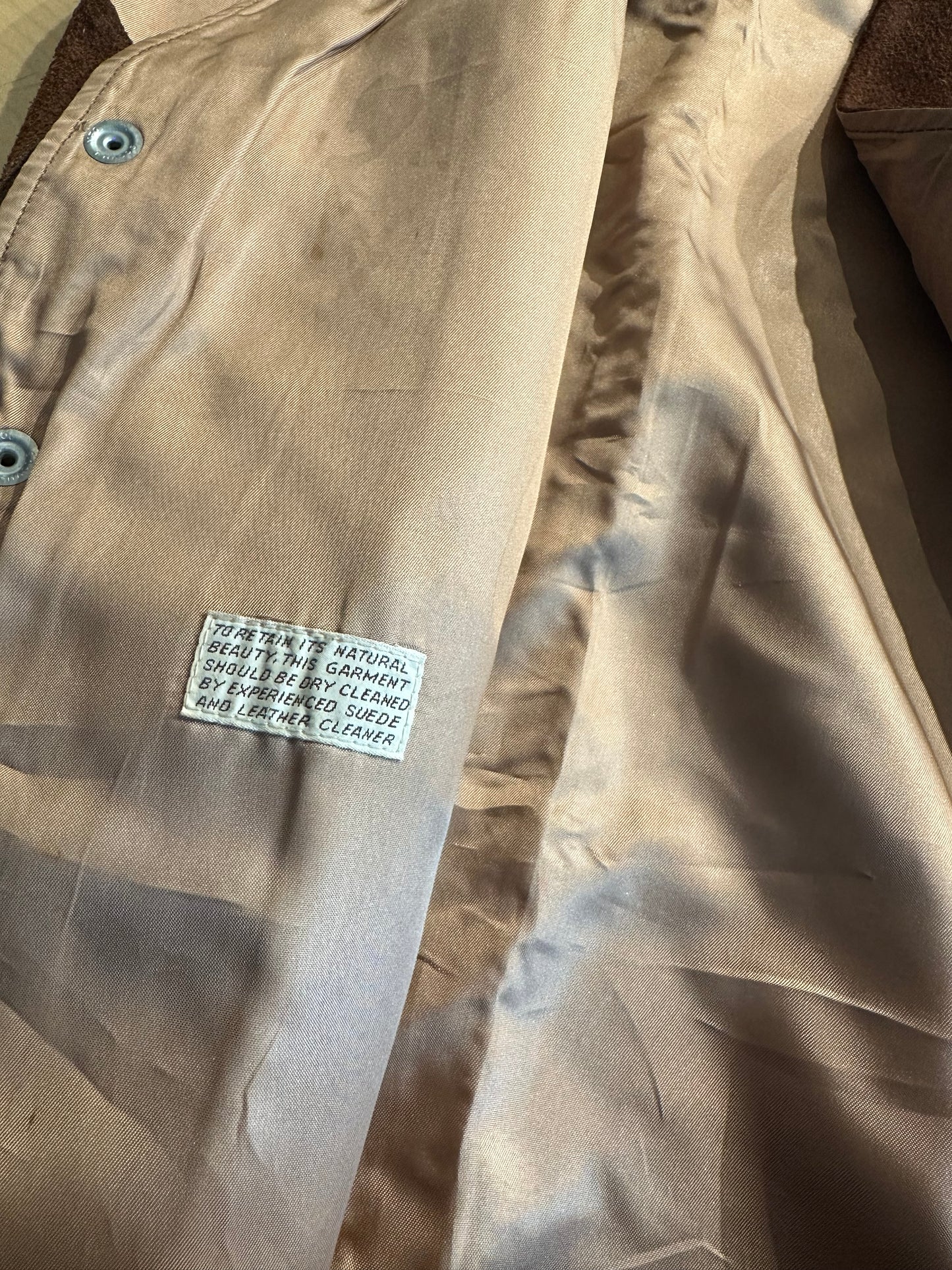 Vintage 'London Fog' Classic Trench Coat / Large