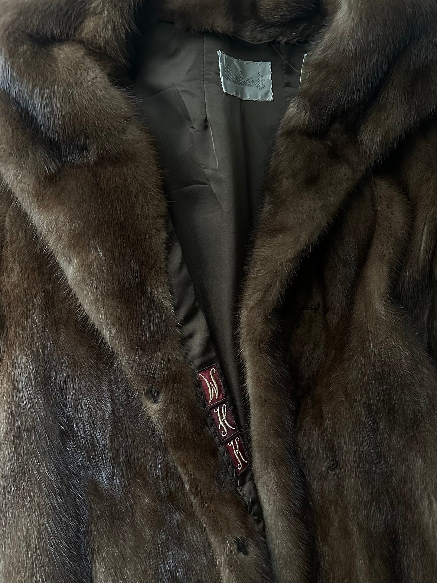 70s 'Woodwards' Authentic Fur Coat / Small
