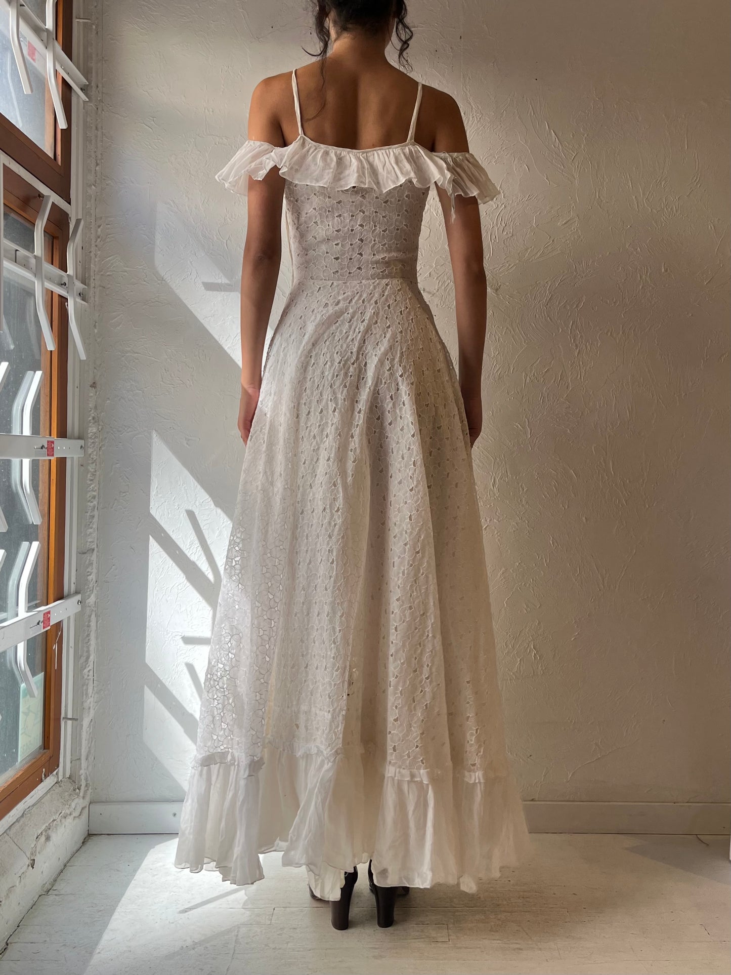 Vintage White Eyelet Wedding Dress / Small