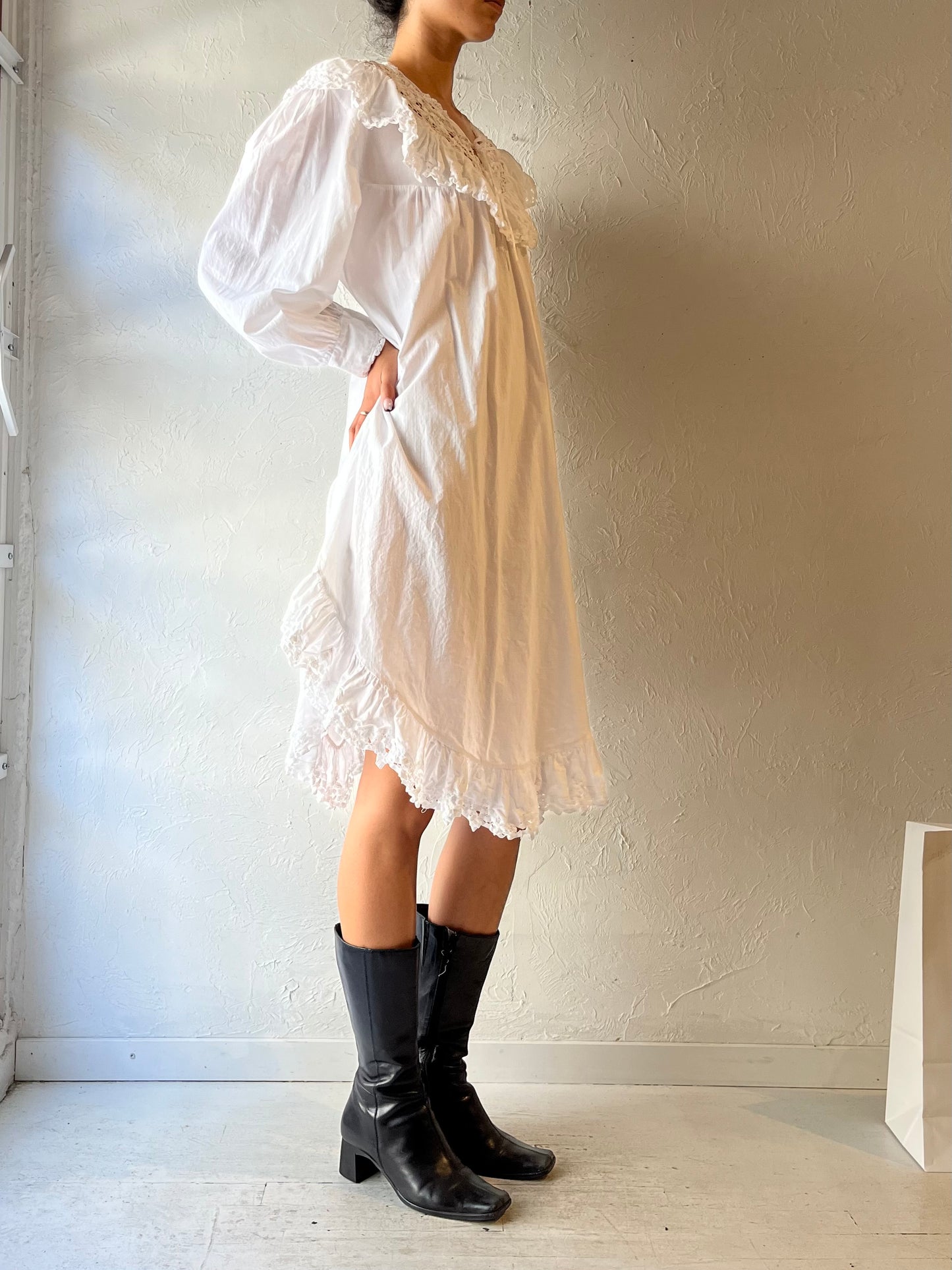 Vintage White Cotton Romantic Dress / Large