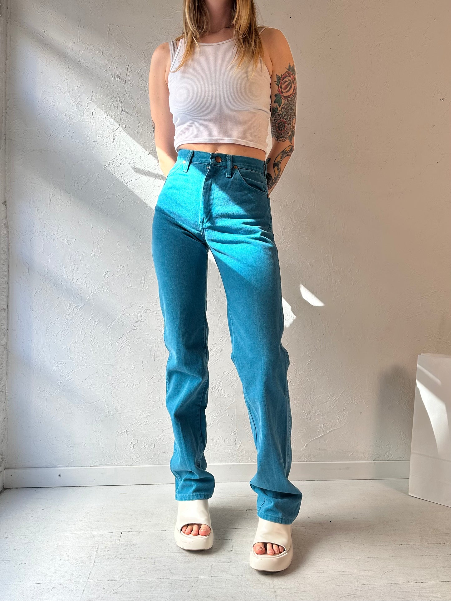 90s ‘Wrangler’ High Waisted Teal Blue Jeans / Made in USA / Waist 26"