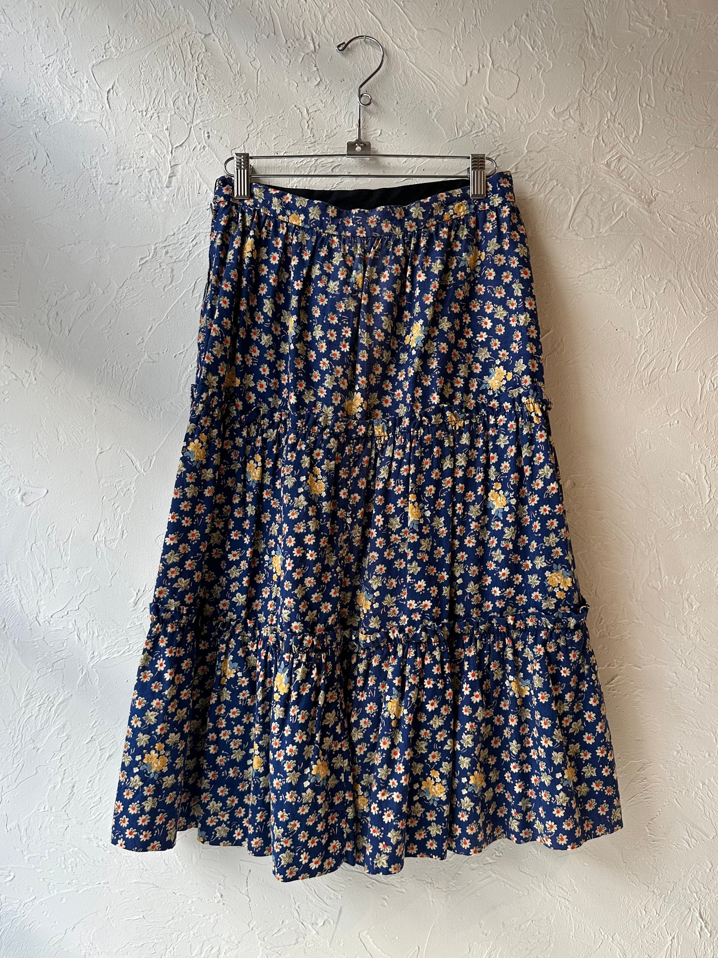 70s Floral Peasant Skirt / Small