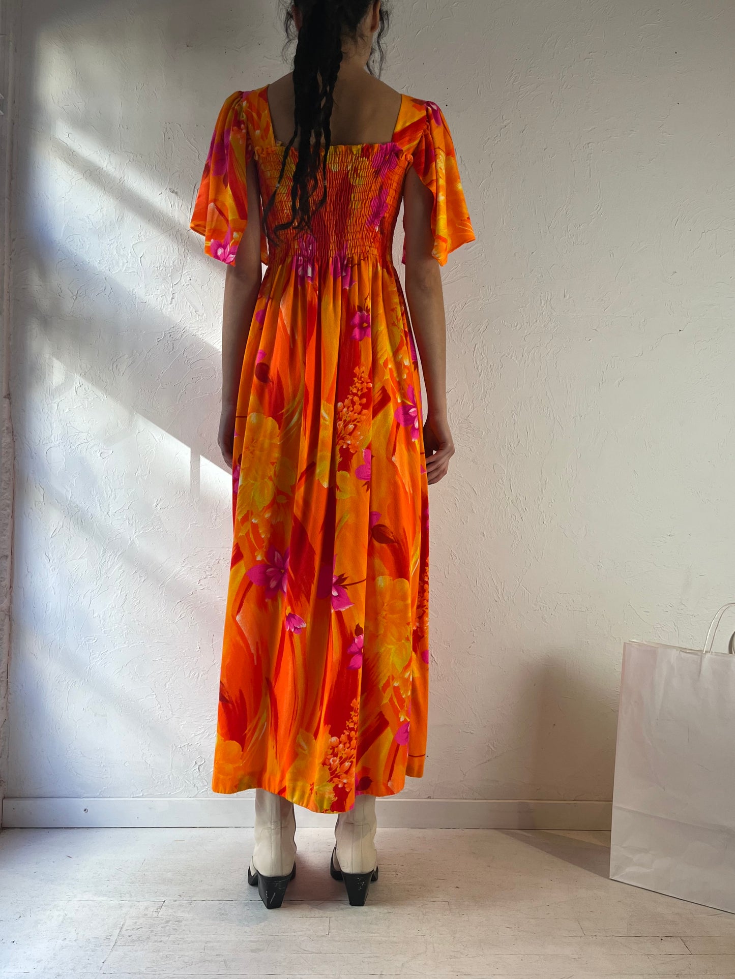 70s Floral Print Hippie Maxi Dress / Small