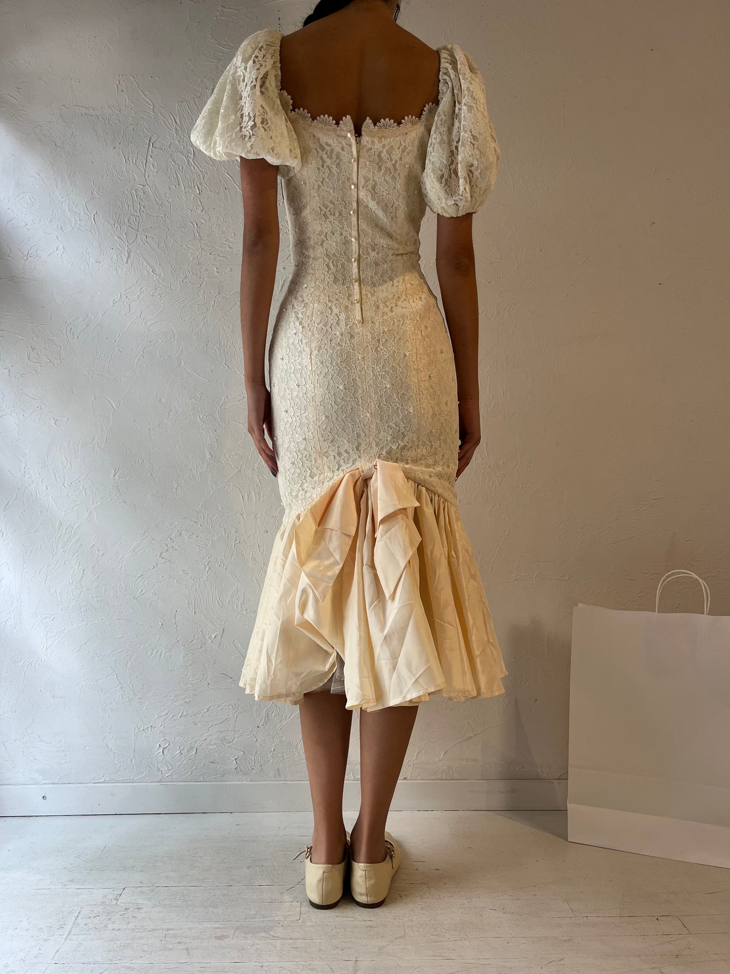 80s Handmade Cream Lace Wedding Dress / Small