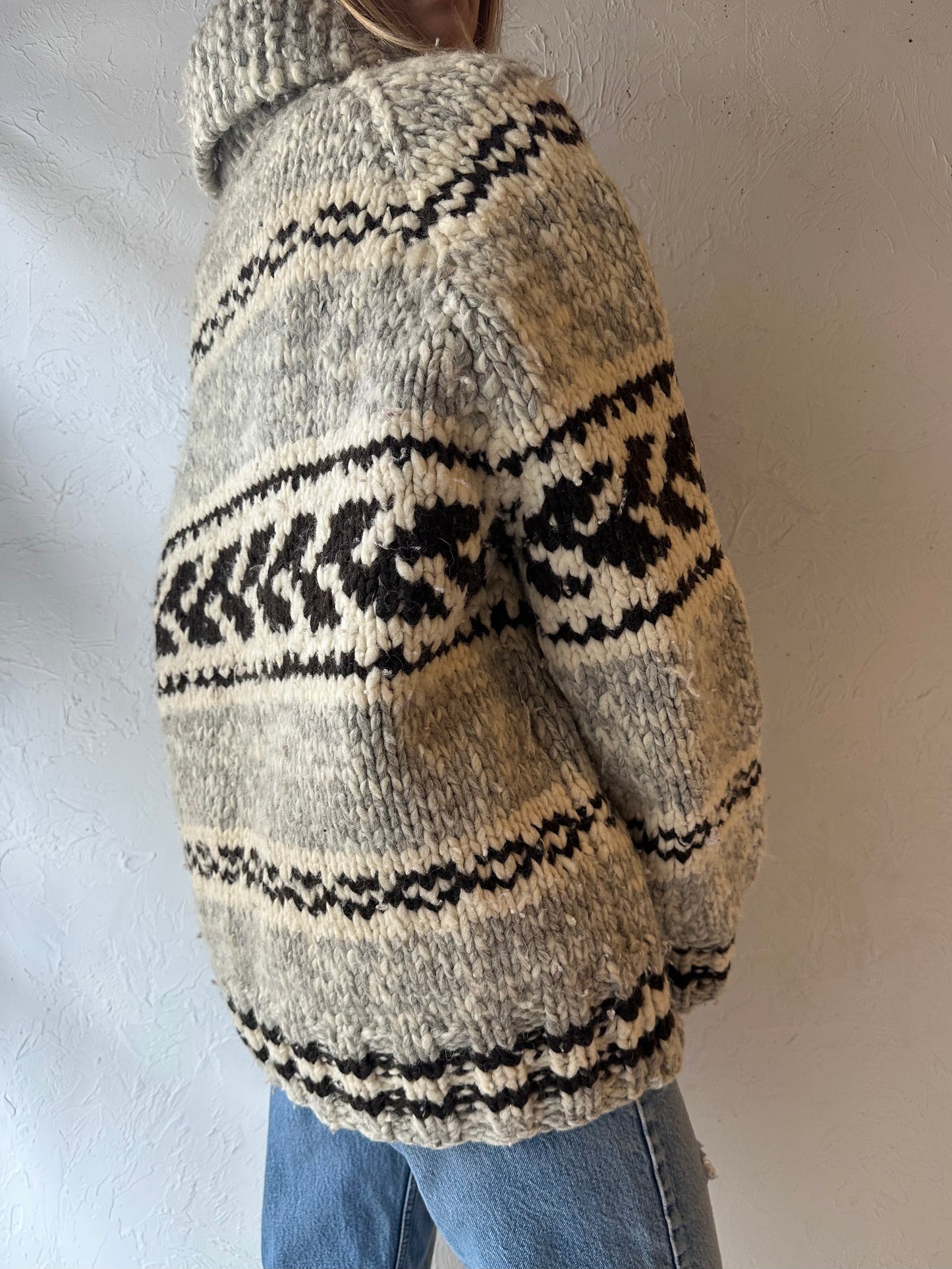 Vintage Hand Knit Wool Sweater / Medium