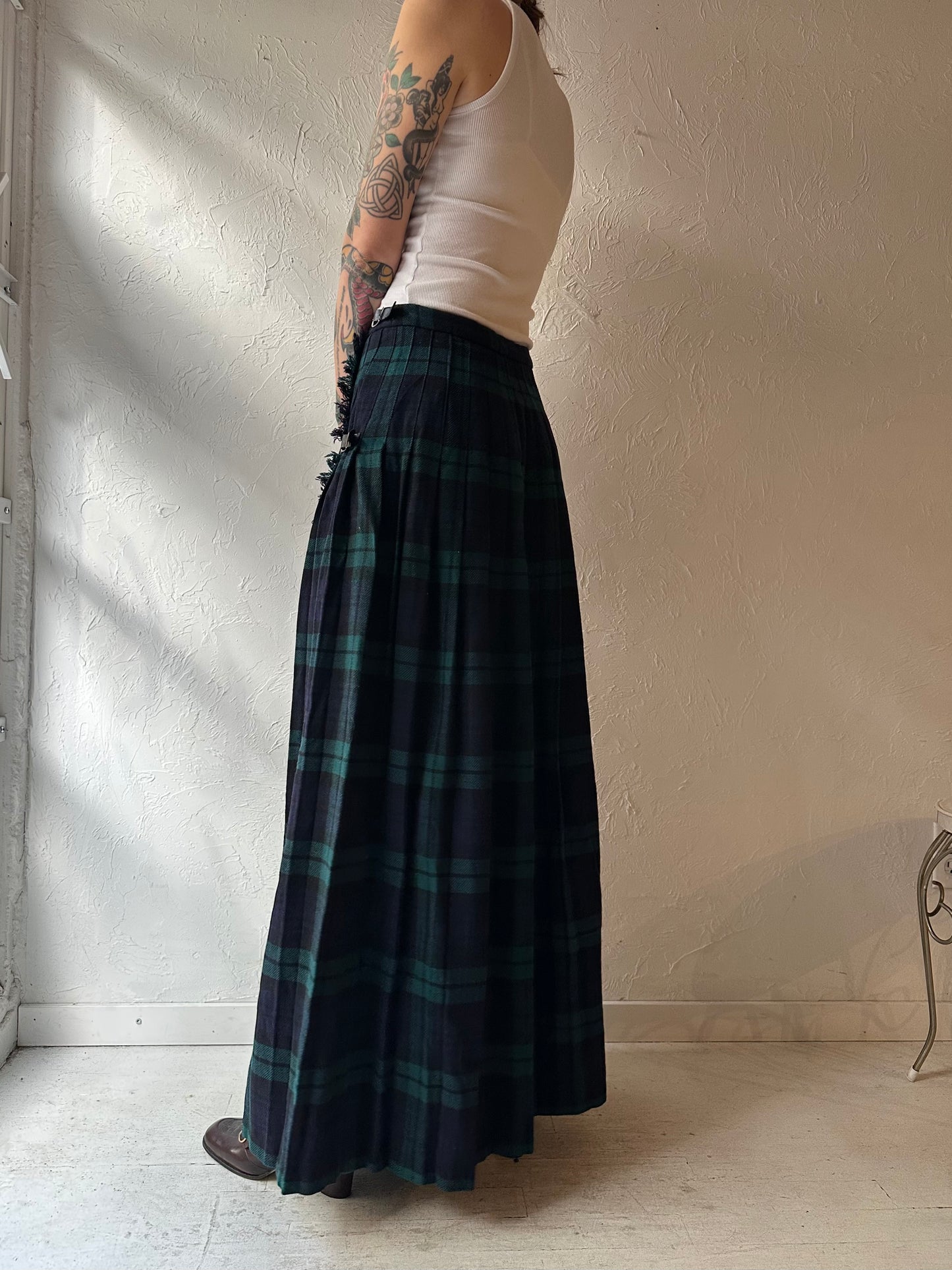 90s 'Laird-Portch' Pleated Navy Blue Plaid Wool Maxi Skirt / Small