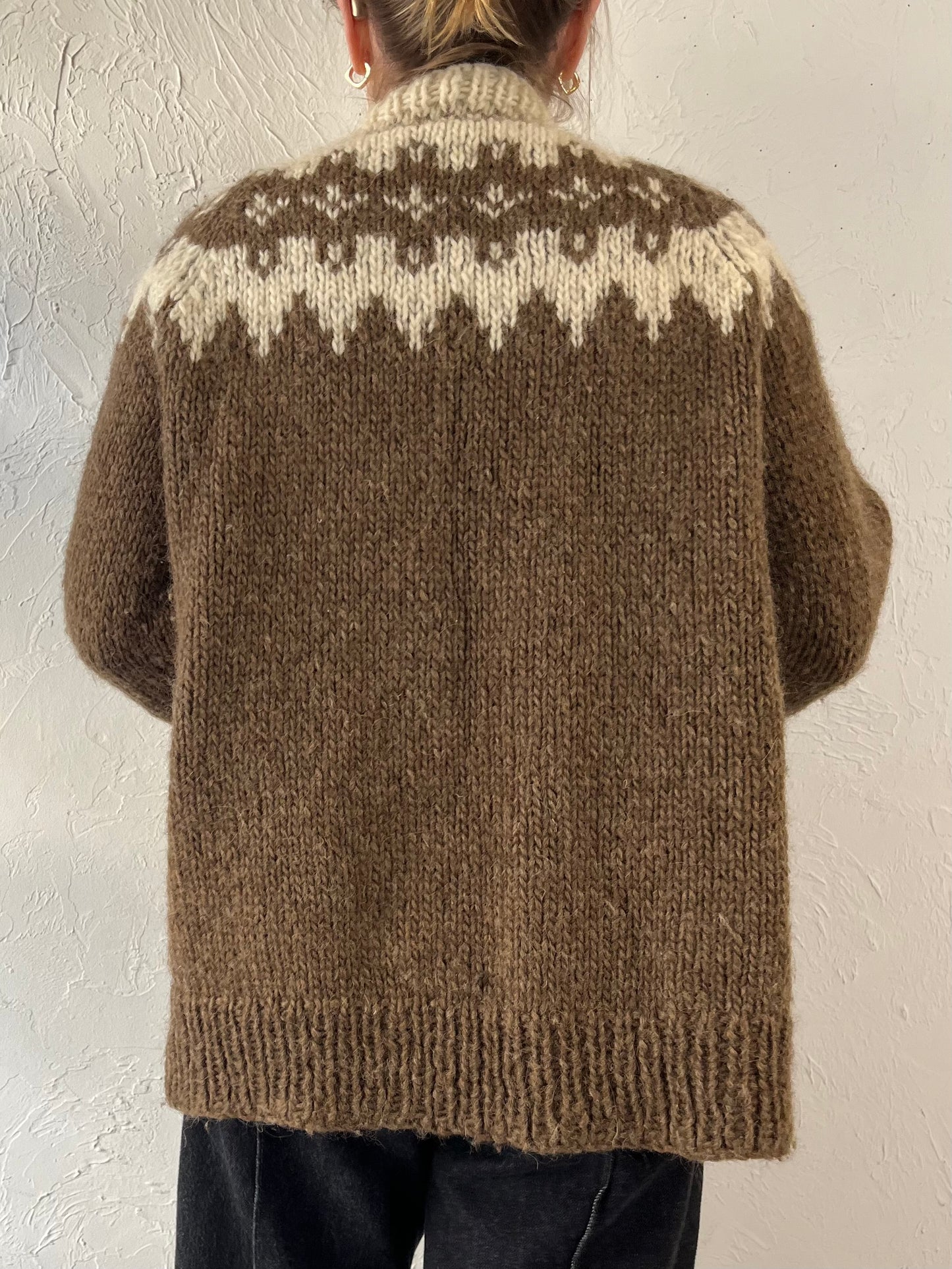 Vintage Hand Knit Wool Cardigan Sweater / Small