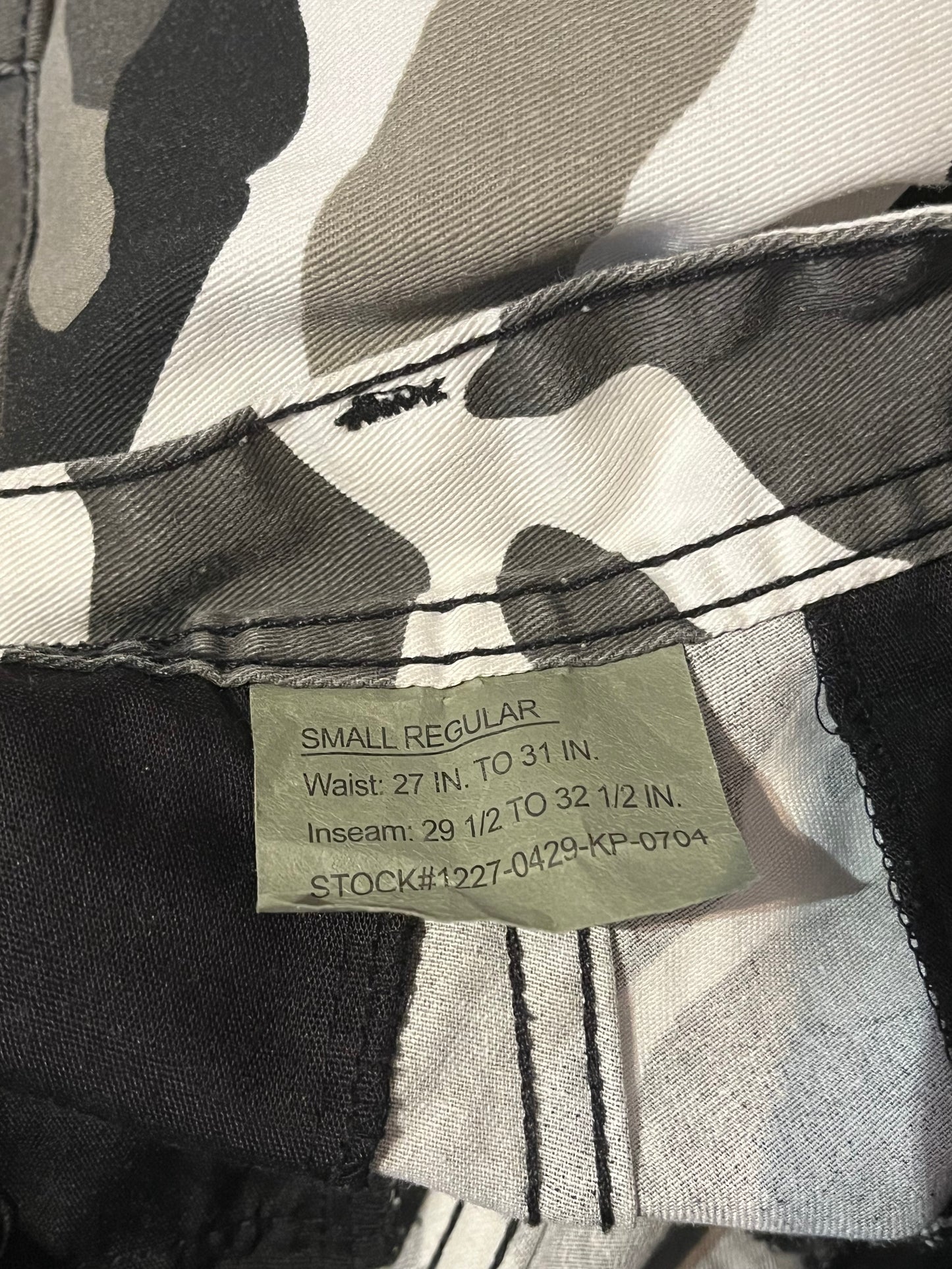 Y2k Authentic Army Gray Camouflage Pants / Small