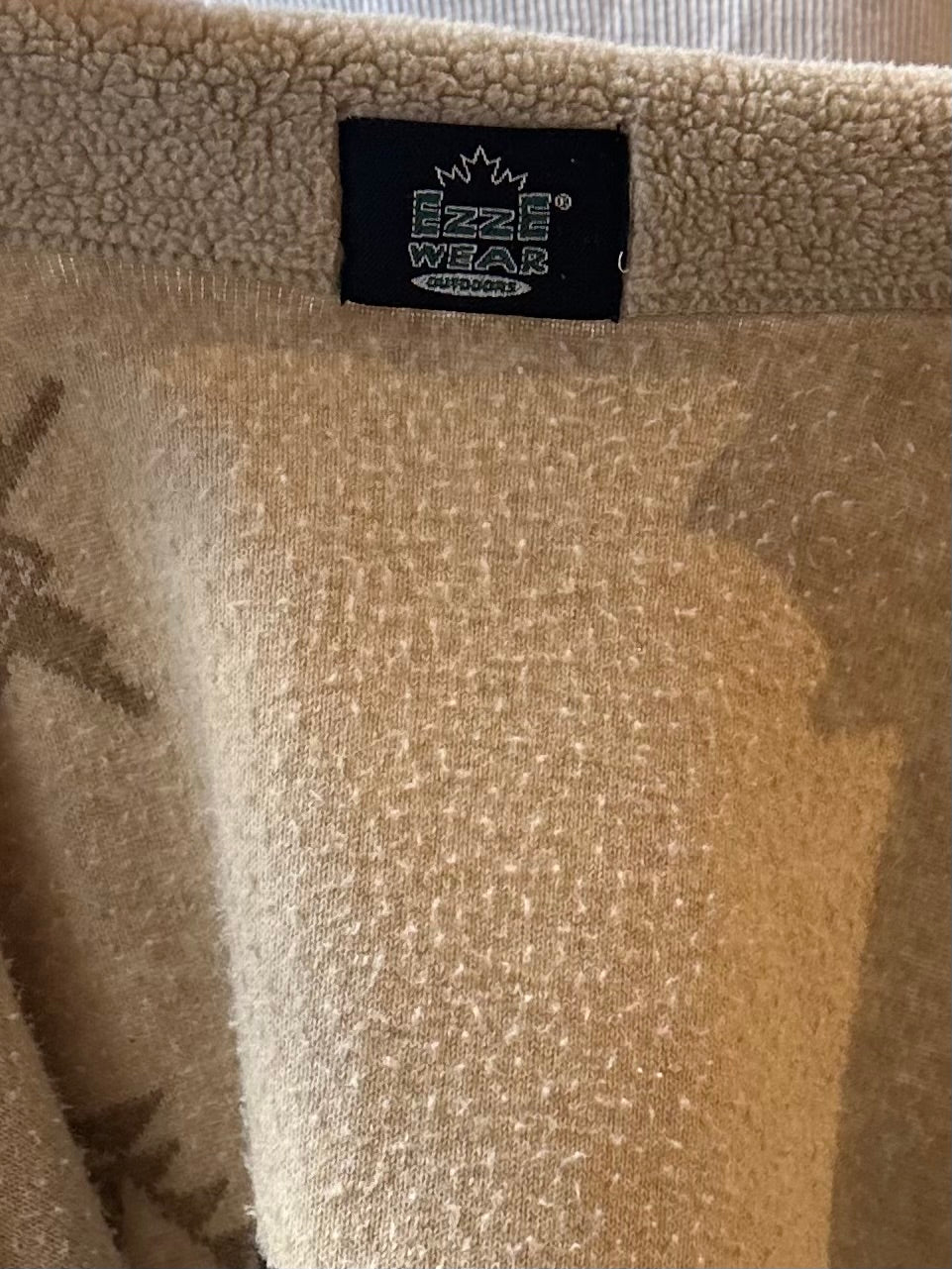 90s ‘Ezze Wear’ Fleece Jacket / Medium