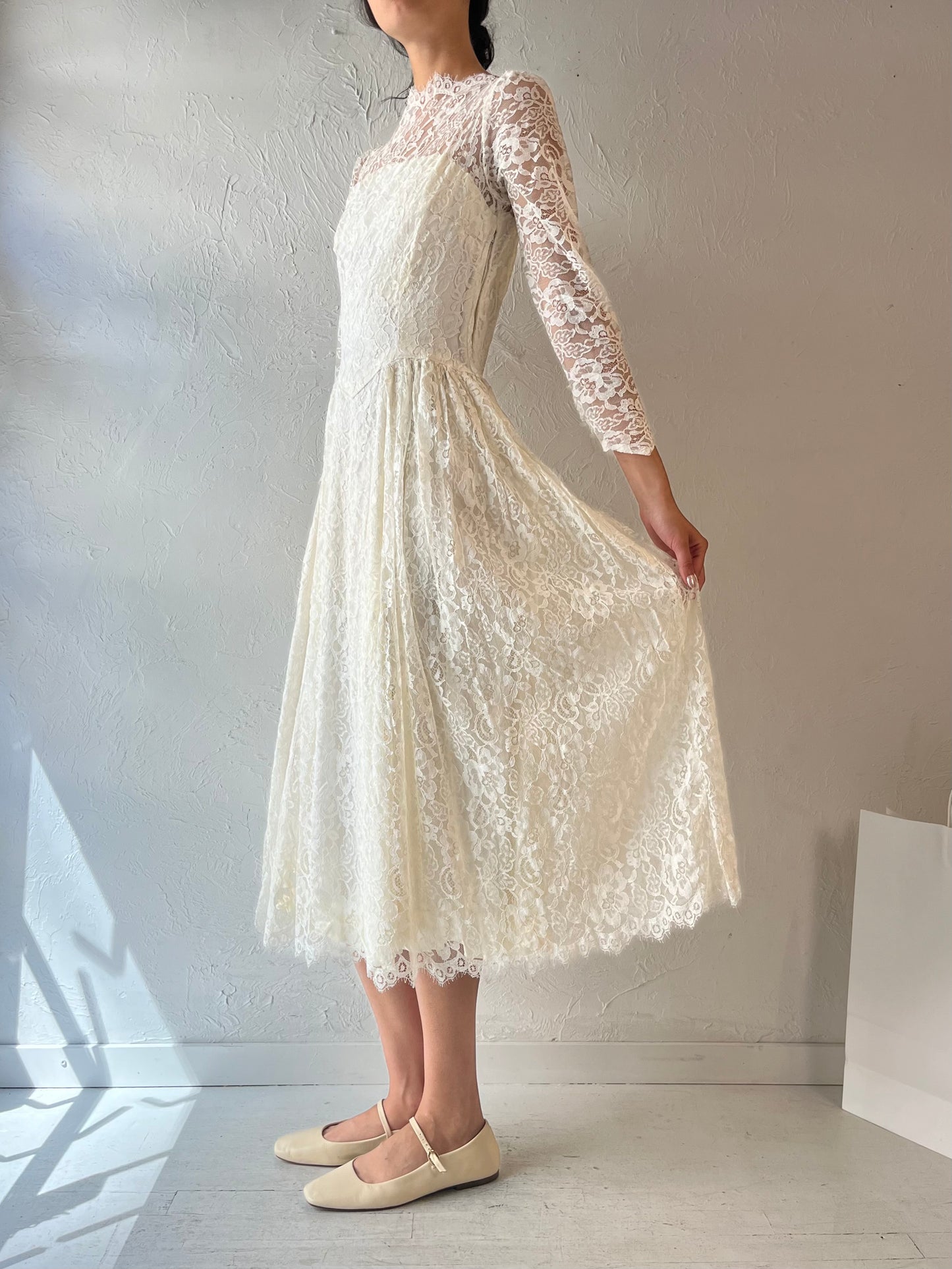 Vintage Handmade White Lace Wedding Dress / Small