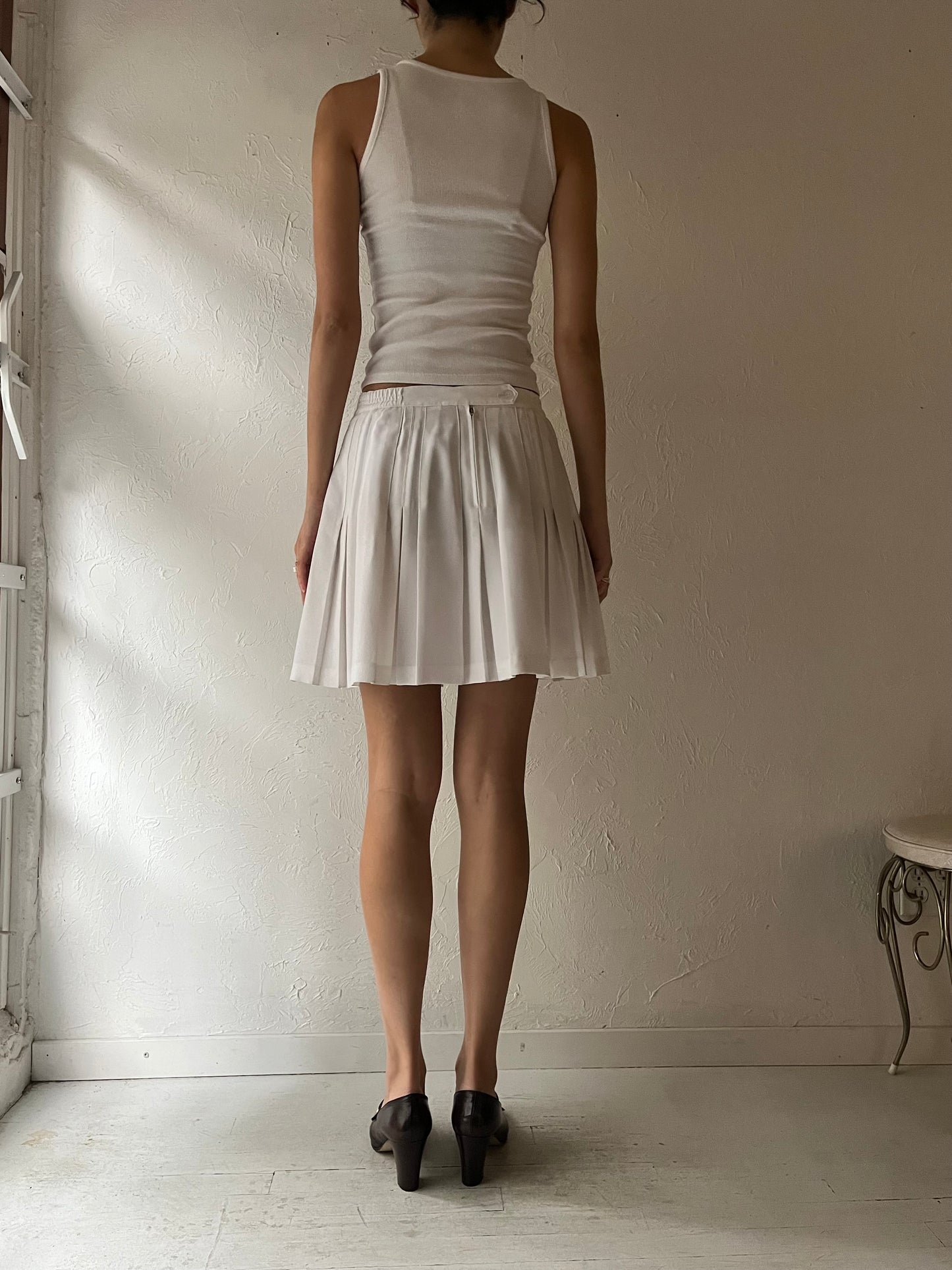 80s White Pleated Tennis Skirt / Medium