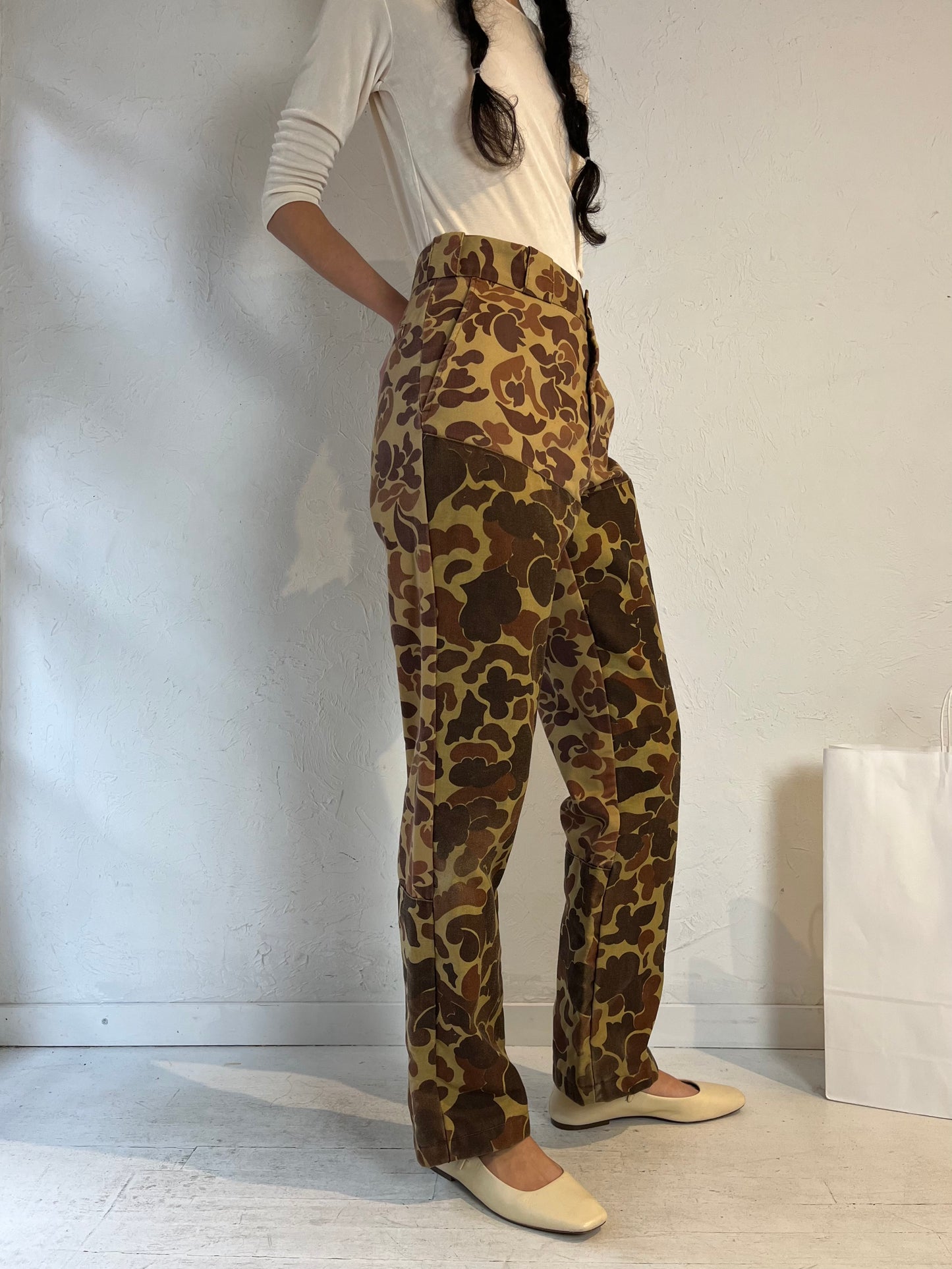 90s ‘Wolverine’ Double Knee Desert Camo Pants / Medium