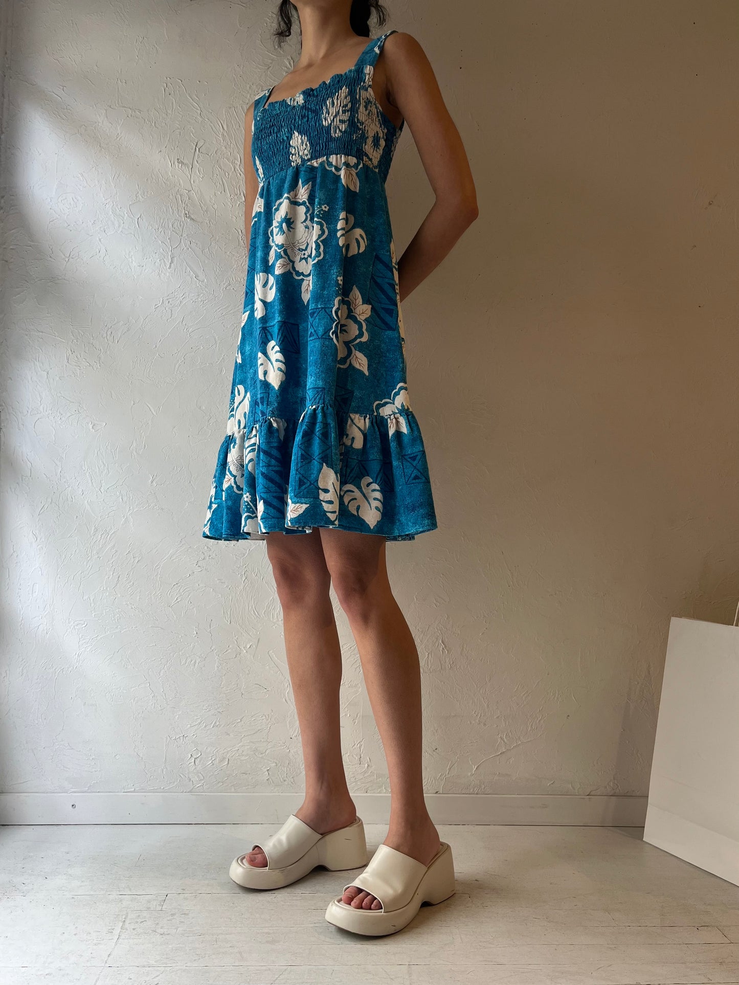 70s Blue Hawaiian Print Mini Dress / Small