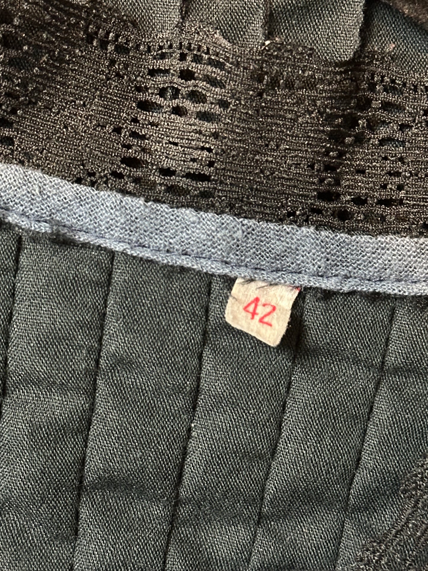 70s Black Lace Cover Up / Medium