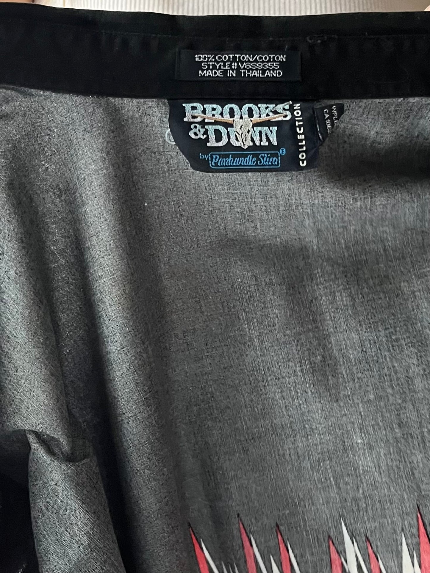 Vintage 'Brooks & Dunn Pandhandle Slim' Western Snap Up Shirt / XL