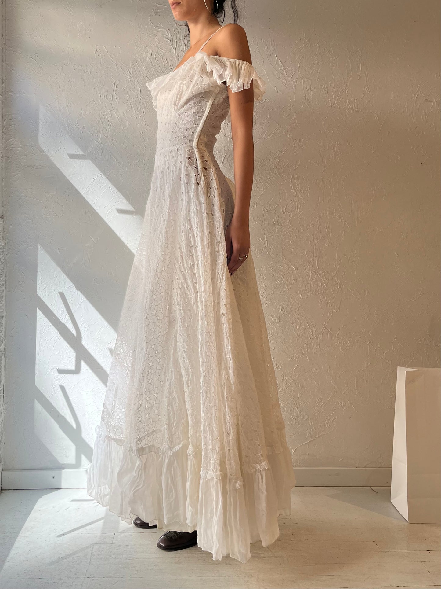 Vintage White Eyelet Wedding Dress / Small