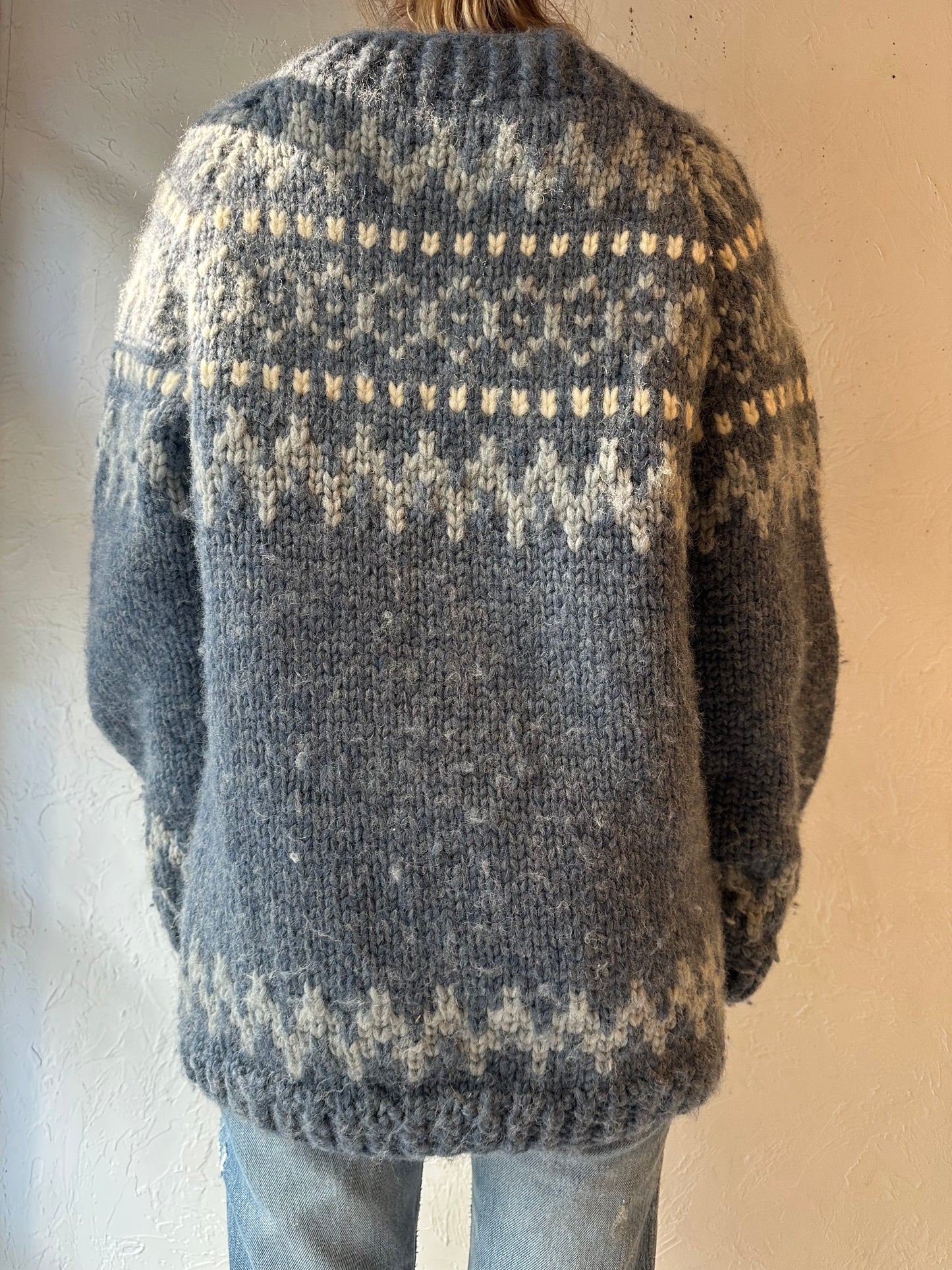 Vintage Hand Knit Wool Sweater / Large