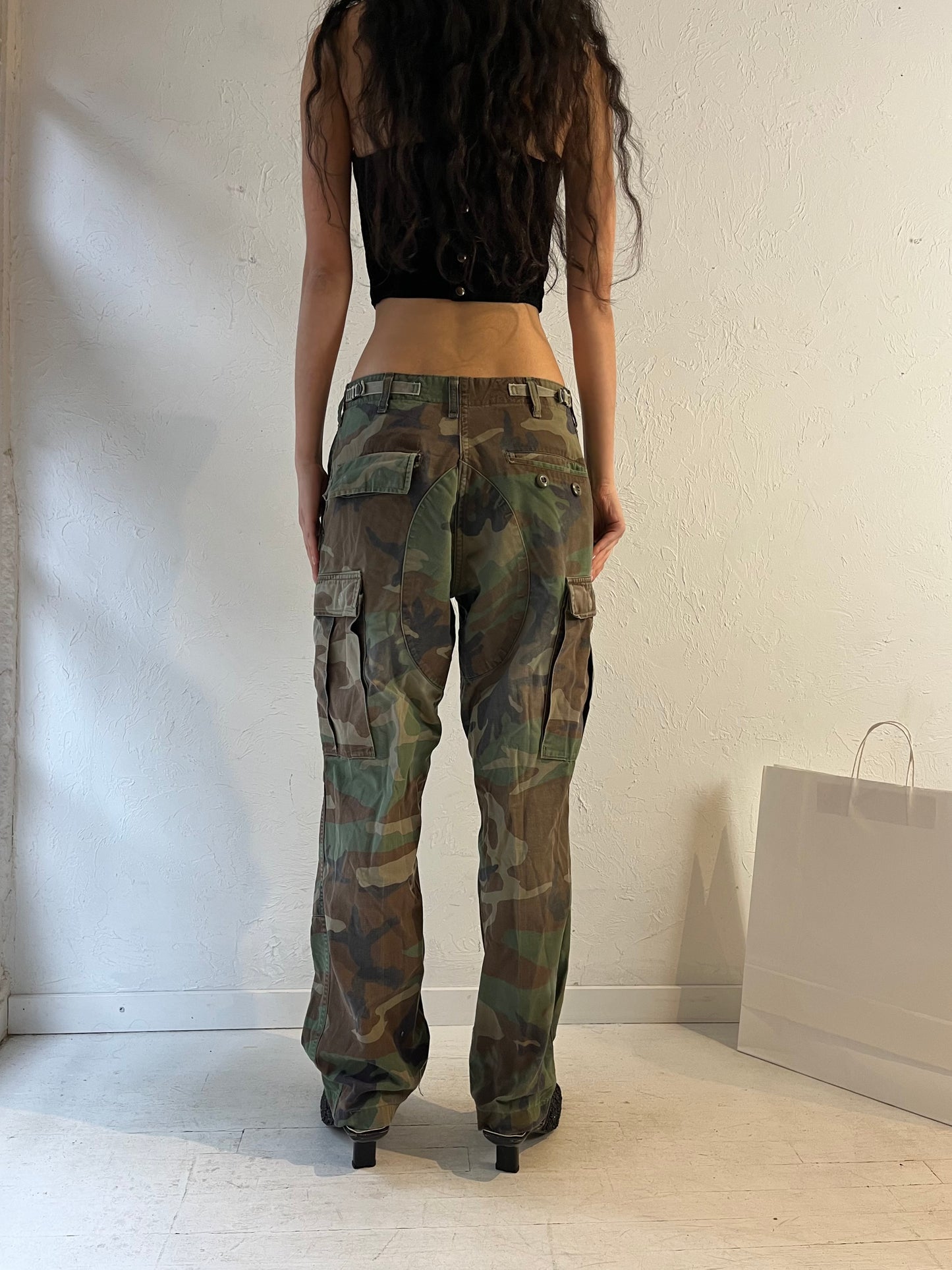 90s Authentic Army Camouflage Pants / Small