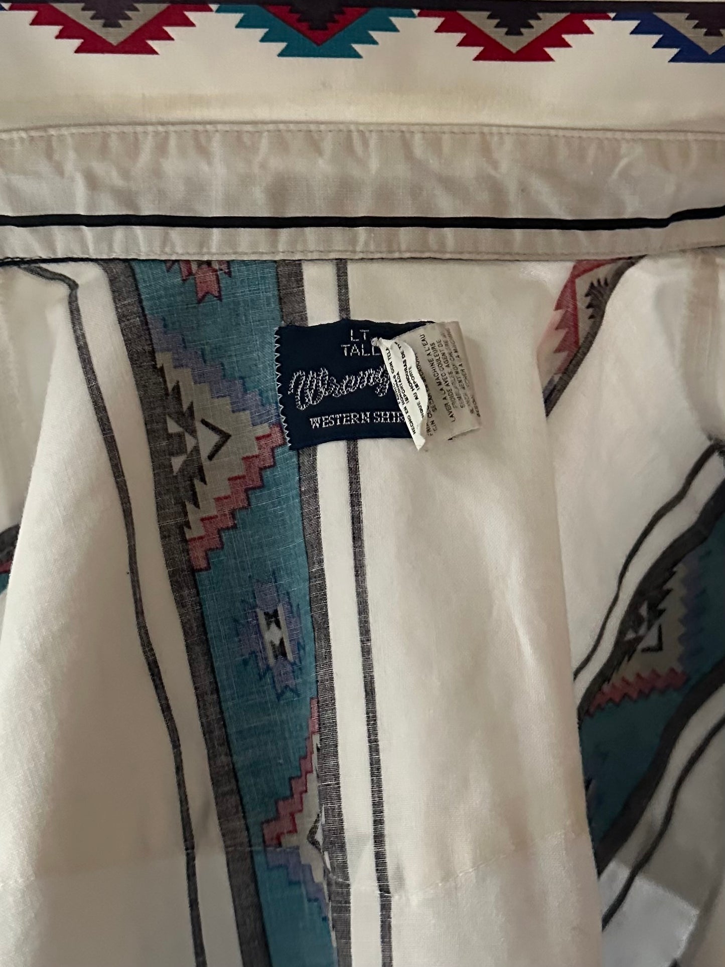 90s 'Wrangler' Aztec Snap Up Western Shirt / Large