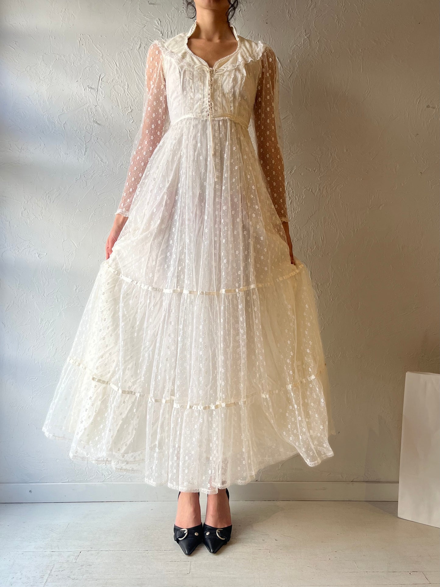 70s ‘Gunne Sax’ White Lace Wedding Dress / Small