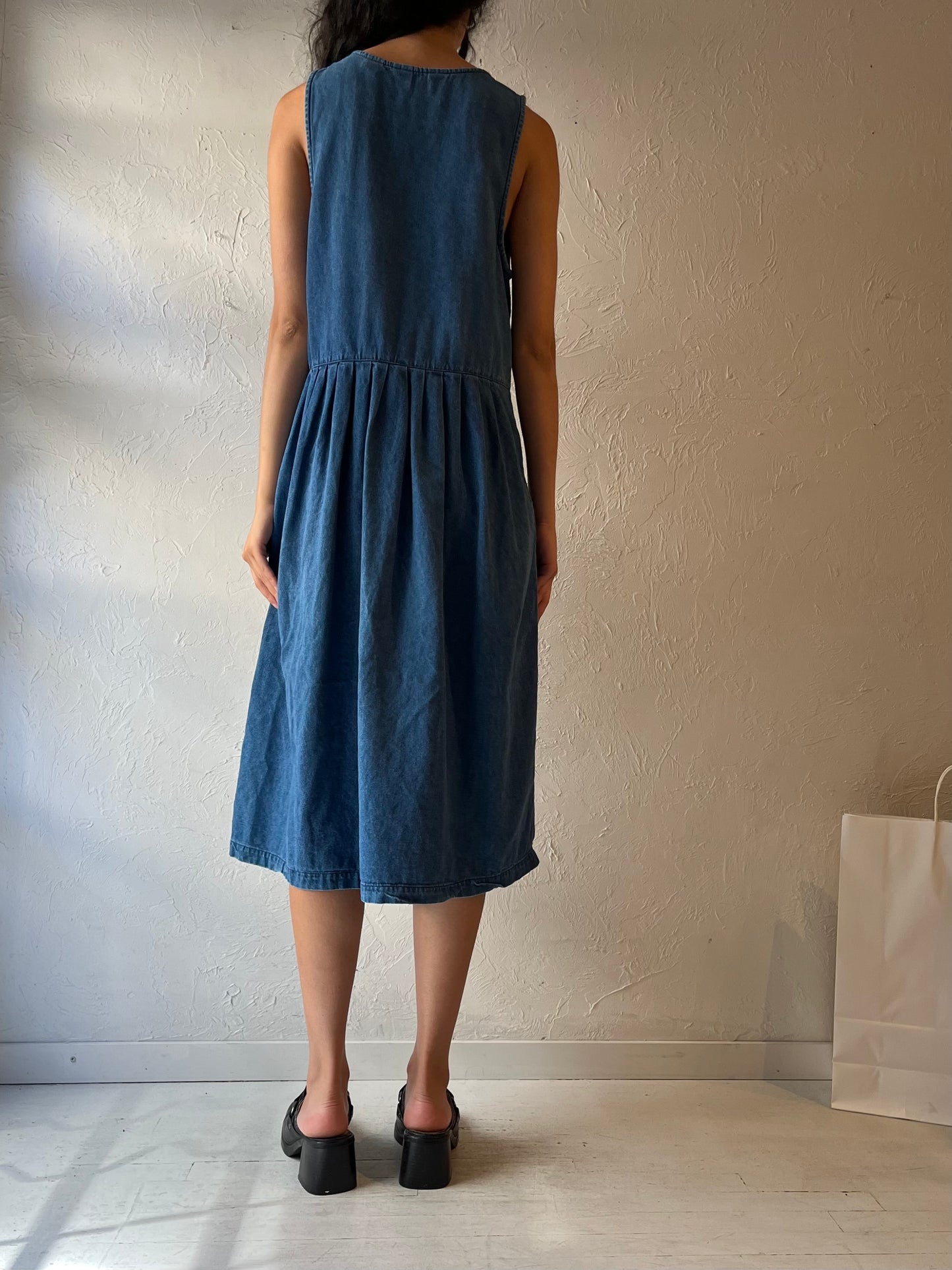 90s ‘Eddie Bauer’ Sleeveless Denim Dress / Small