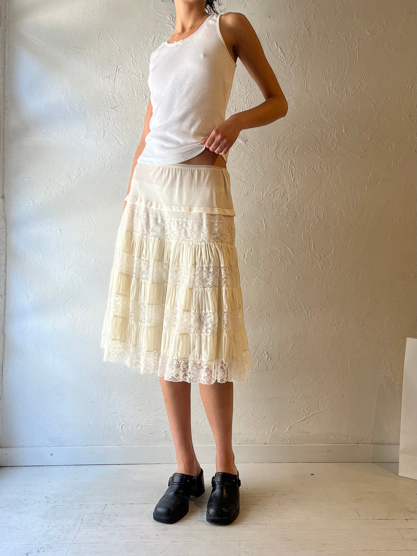90s 'Colony Club' White Tiered Lace Midi Skirt / Medium