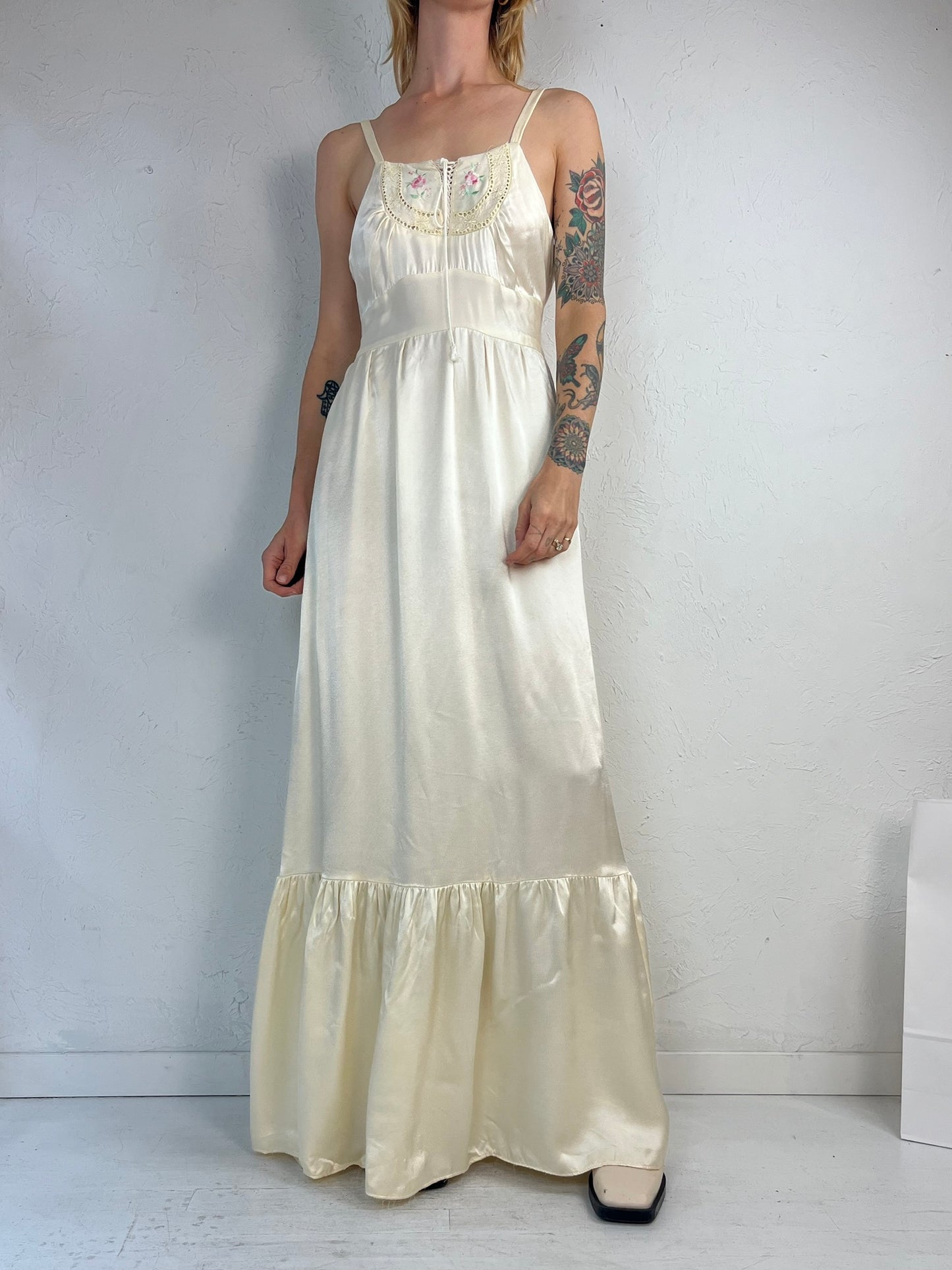 70s 'Gunne Sax' Cream Silky Embroidered Maxi Prom Dress / Medium