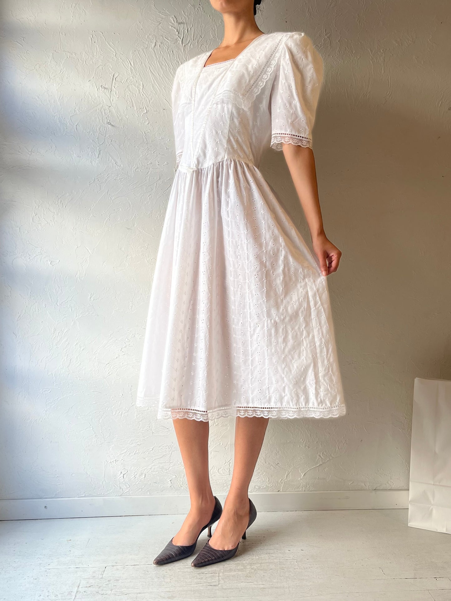 80s 'Gunne Sax' White Lacey Dress / Large