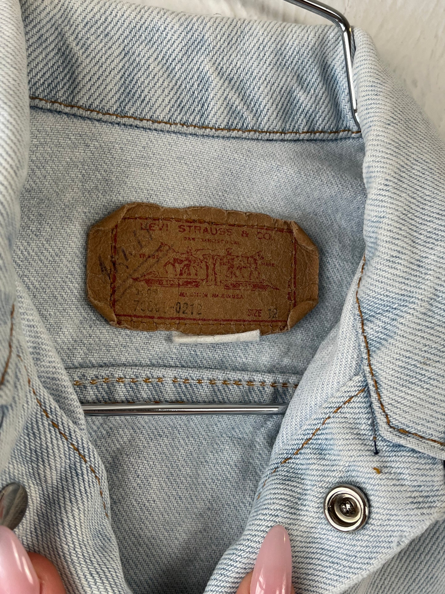 Vintage 'Levis' Kids Light Wash Snap Up Denim Jacket / 12
