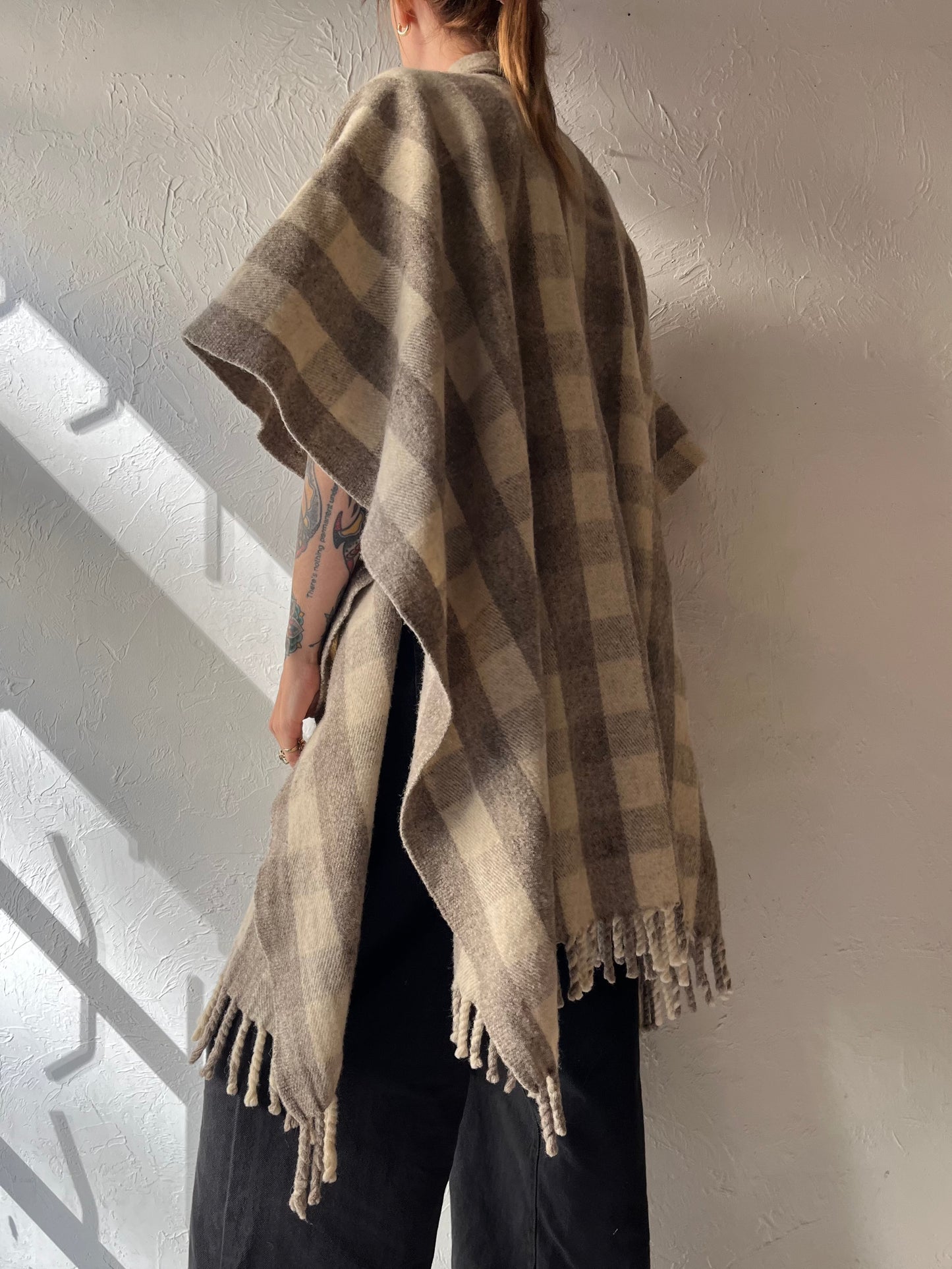 Vintage Knit Plaid Cape / One size
