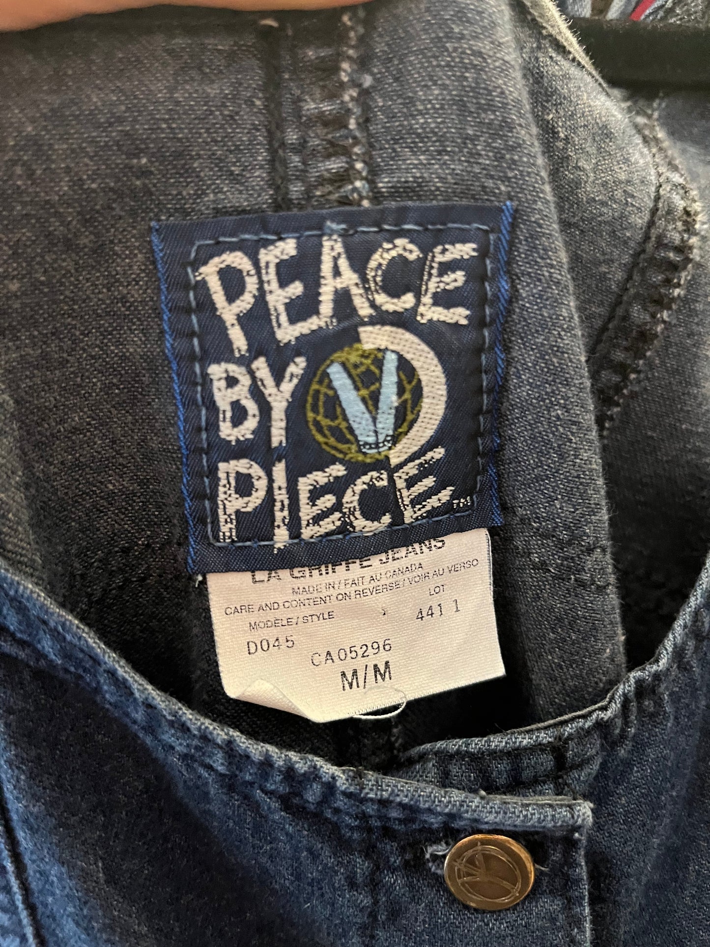 90s ‘Peace by Piece’ Button Up Denim Dress / Medium