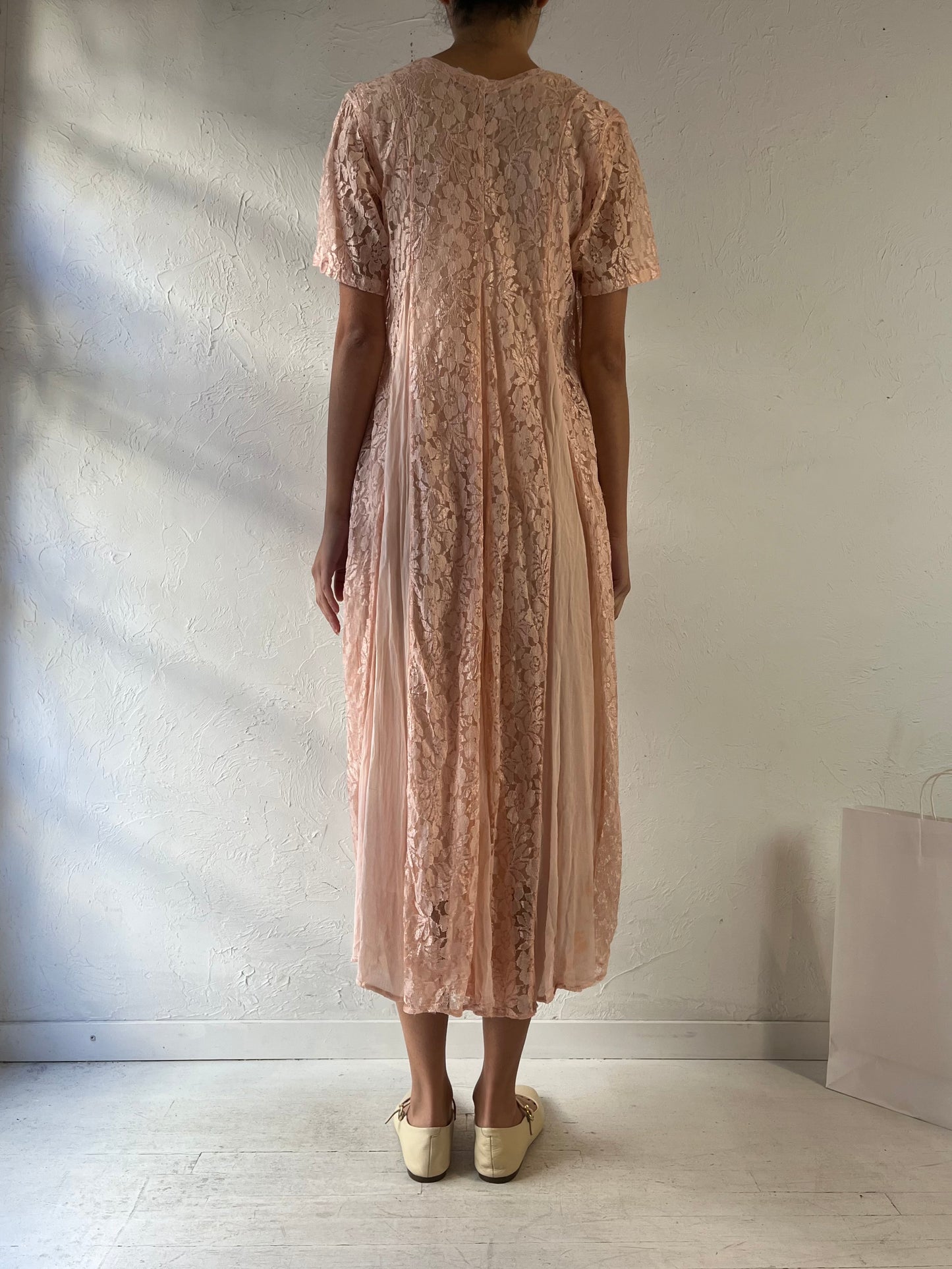 90s ‘Starina’ Pink Lace Dress / Small