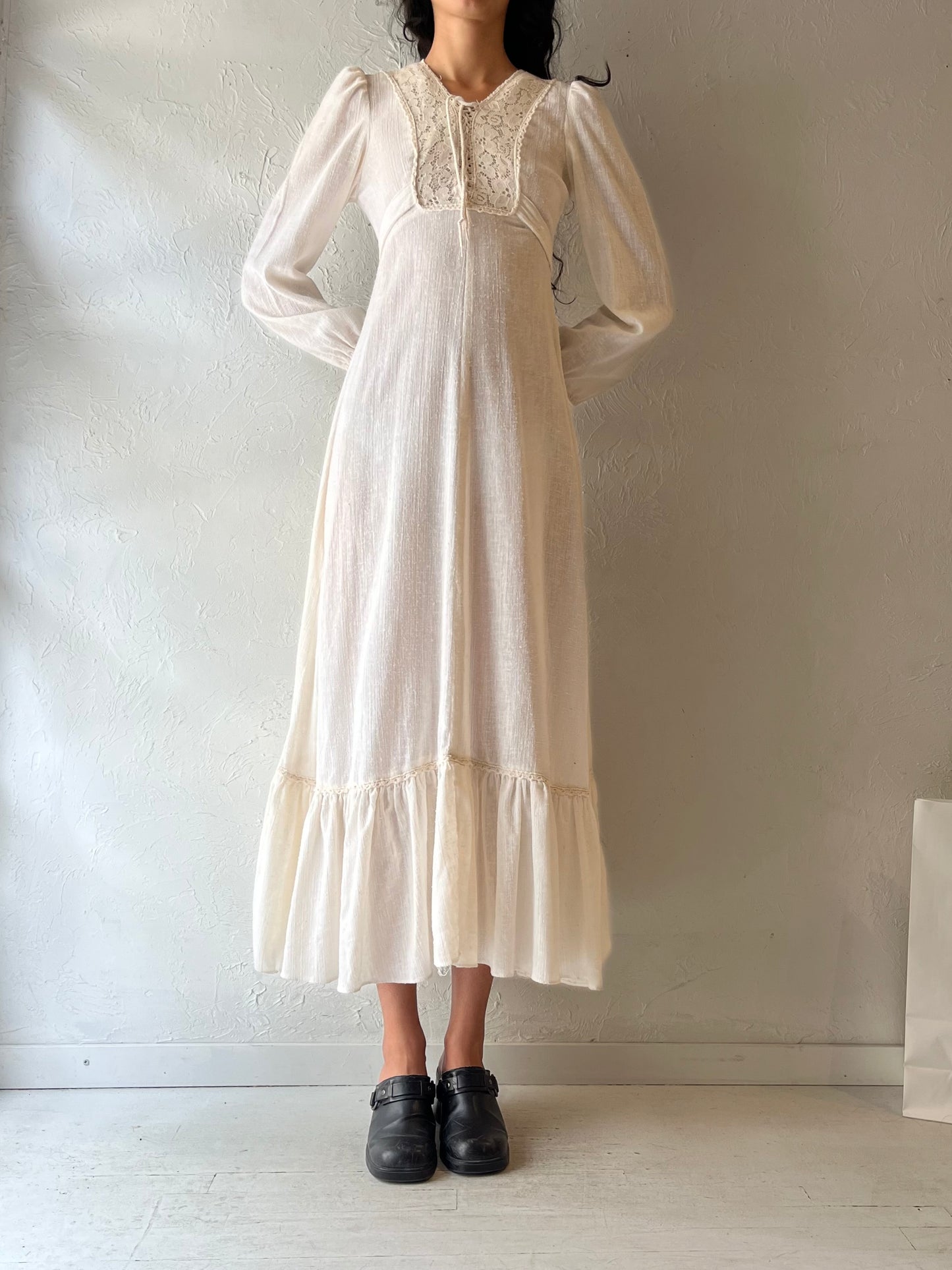 70s ‘Pussy Cat’ Cream Long Sleeve Peasant Dress / Small