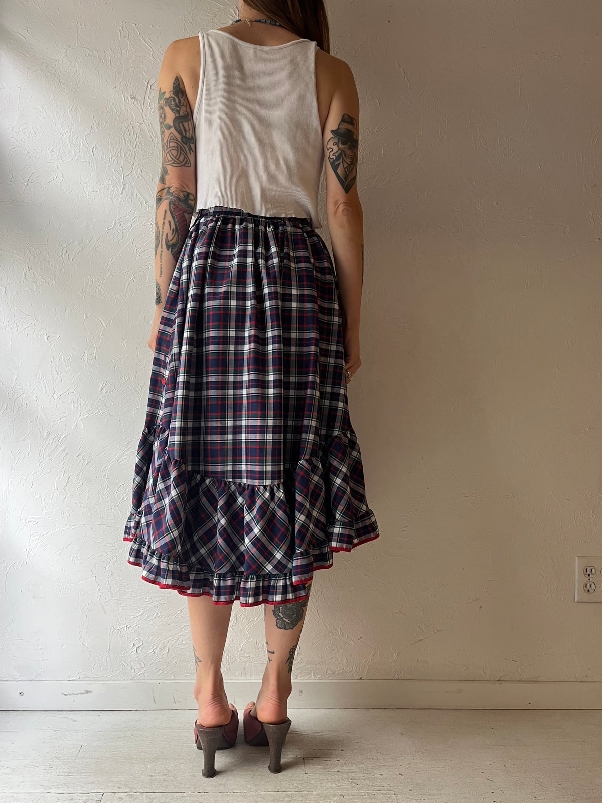Vintage Plaid Prairie Cottagecore Country Western Ruffle Hem Midi Skirt / Small