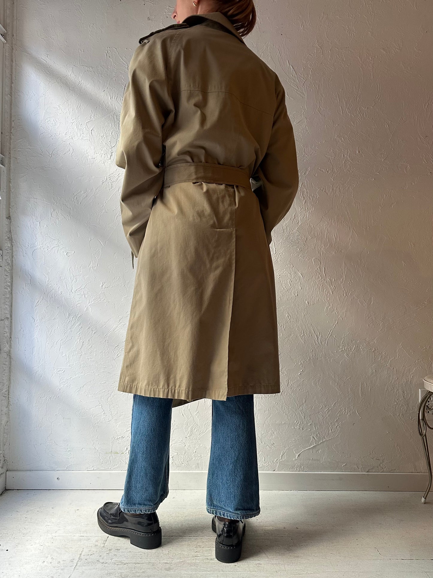 Vintage 'London Fog' Classic Trench Coat / Large