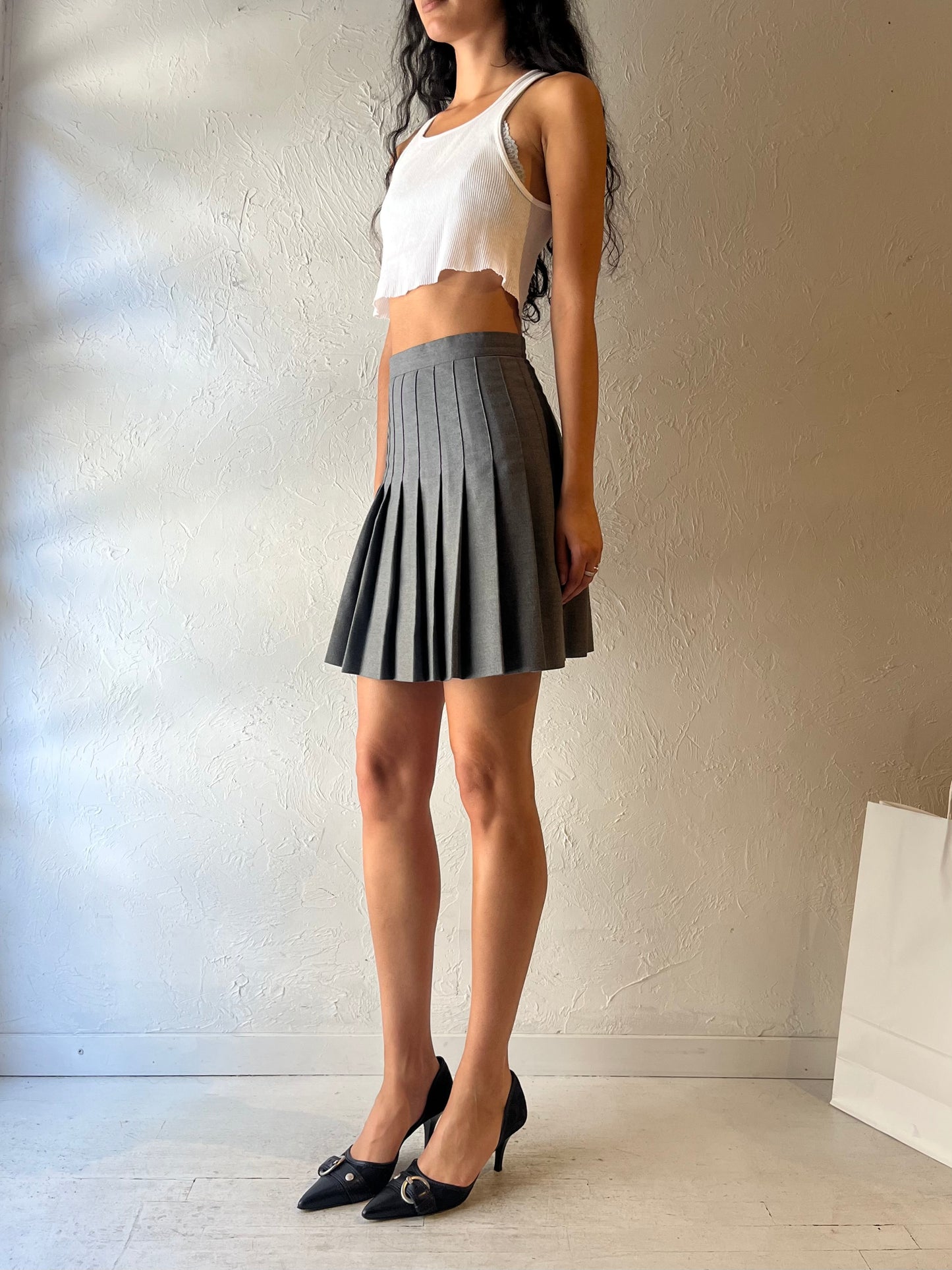 Vintage 'Top Marks' Gray Knit Pleated Mini Skirt / Small